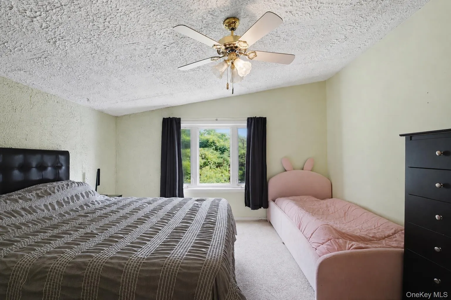 25 Chatham Terrace, Yonkers, NY, 4 Bedrooms Bedrooms, 6 Rooms Rooms,1 BathroomBathrooms,Residential,For Rent,Chatham,0,1025013 25 Chatham Terrace, Yonkers, NY, 4 Bedrooms Bedrooms, 6 Rooms Rooms,1 BathroomBathrooms,Residential,For Rent,Chatham,0,1025013