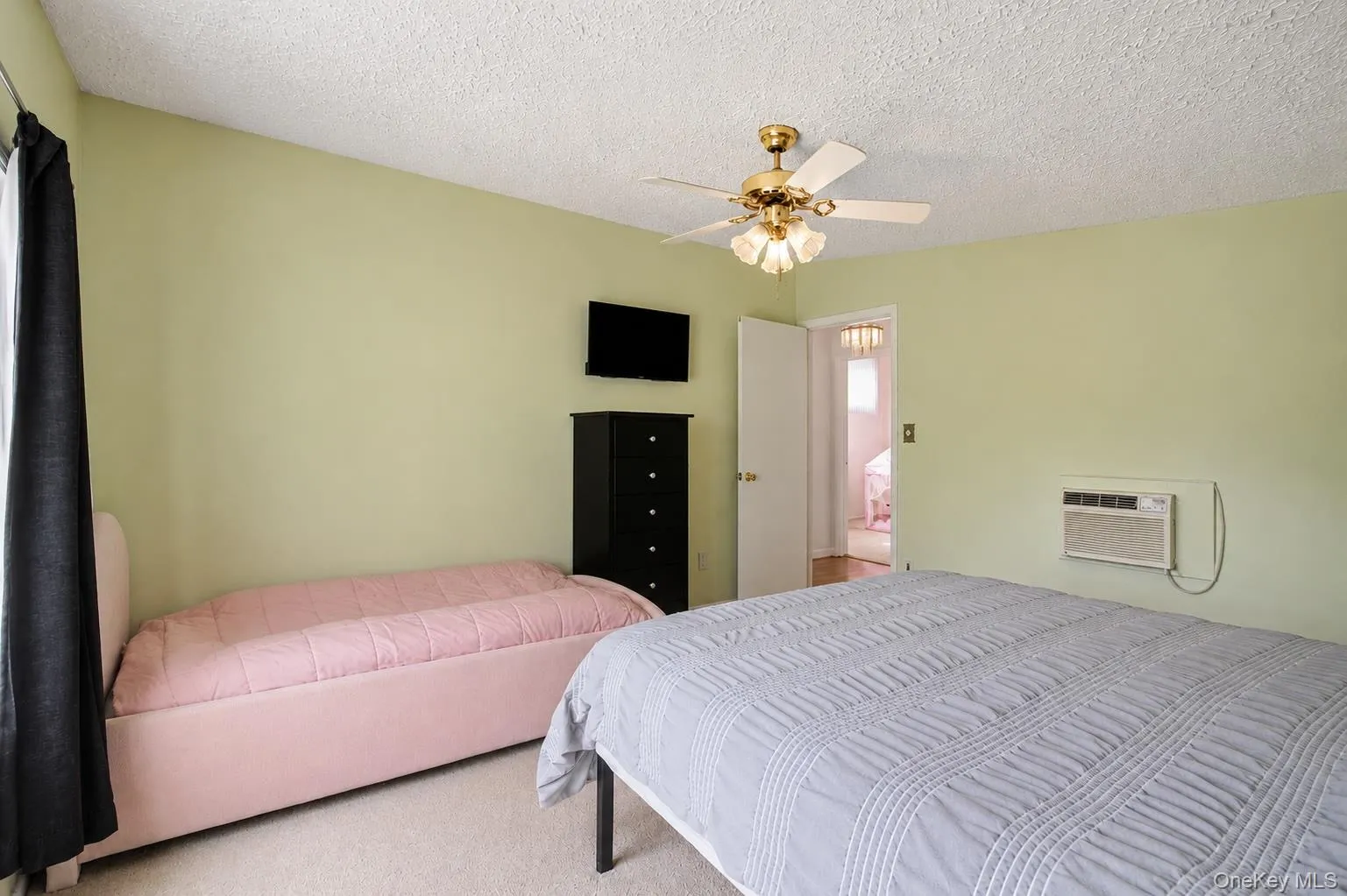 25 Chatham Terrace, Yonkers, NY, 4 Bedrooms Bedrooms, 6 Rooms Rooms,1 BathroomBathrooms,Residential,For Rent,Chatham,0,1025013 25 Chatham Terrace, Yonkers, NY, 4 Bedrooms Bedrooms, 6 Rooms Rooms,1 BathroomBathrooms,Residential,For Rent,Chatham,0,1025013
