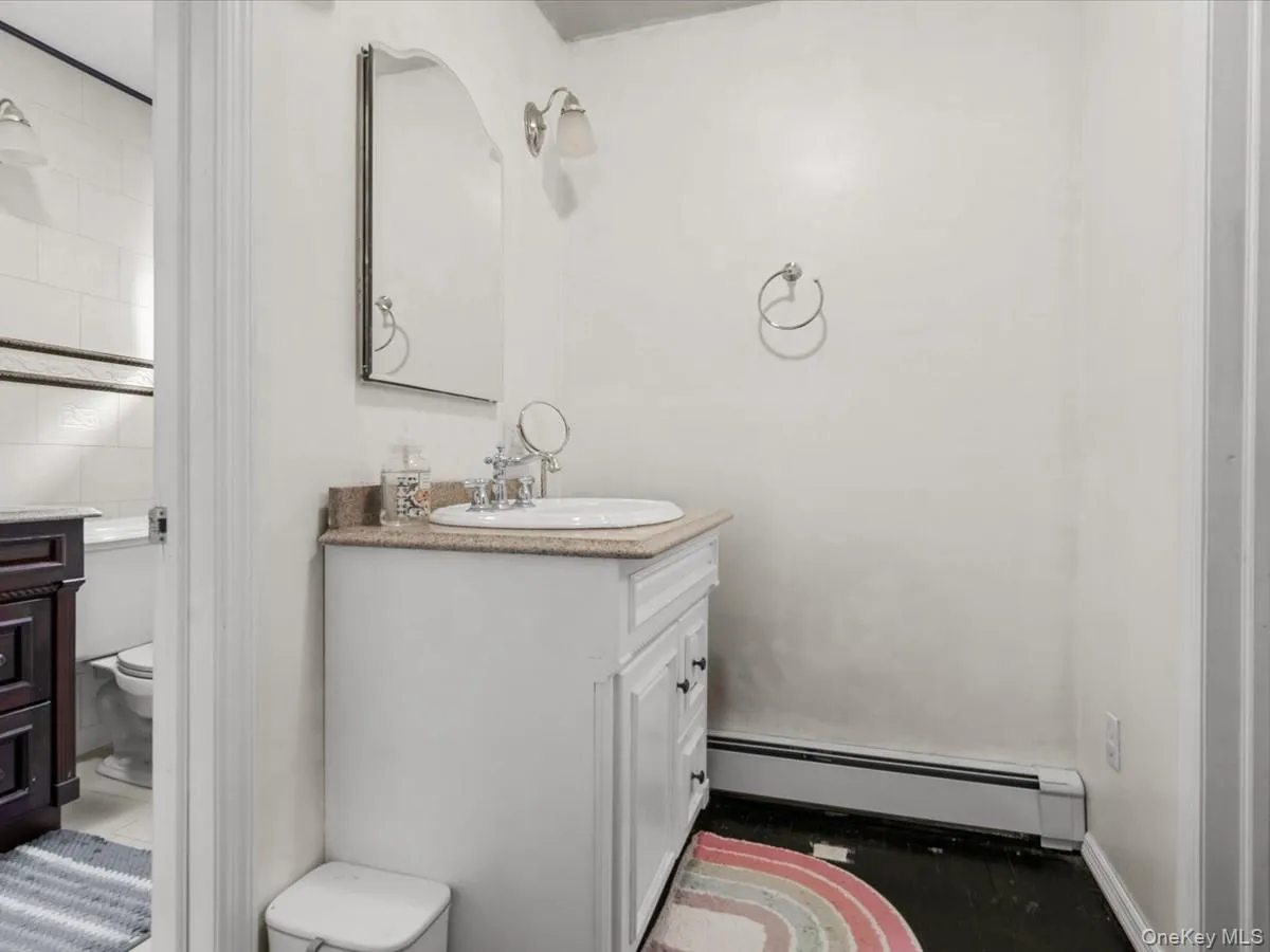 234 Townline Road, Smithtown, NY, 4 Bedrooms Bedrooms, 7 Rooms Rooms,2 BathroomsBathrooms,Residential,For Rent,Townline,0,1025016 234 Townline Road, Smithtown, NY, 4 Bedrooms Bedrooms, 7 Rooms Rooms,2 BathroomsBathrooms,Residential,For Rent,Townline,0,1025016