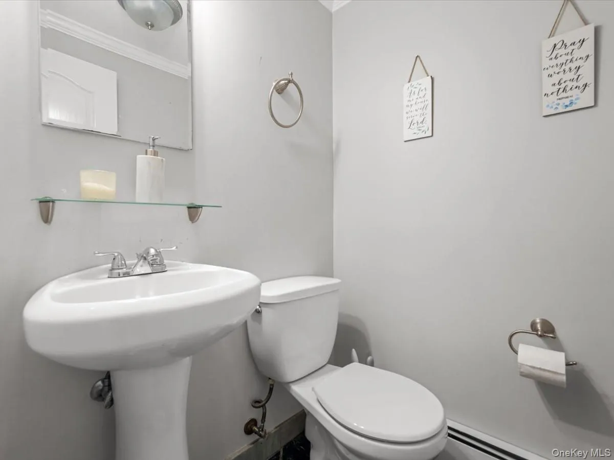 234 Townline Road, Smithtown, NY, 4 Bedrooms Bedrooms, 7 Rooms Rooms,2 BathroomsBathrooms,Residential,For Rent,Townline,0,1025016 234 Townline Road, Smithtown, NY, 4 Bedrooms Bedrooms, 7 Rooms Rooms,2 BathroomsBathrooms,Residential,For Rent,Townline,0,1025016