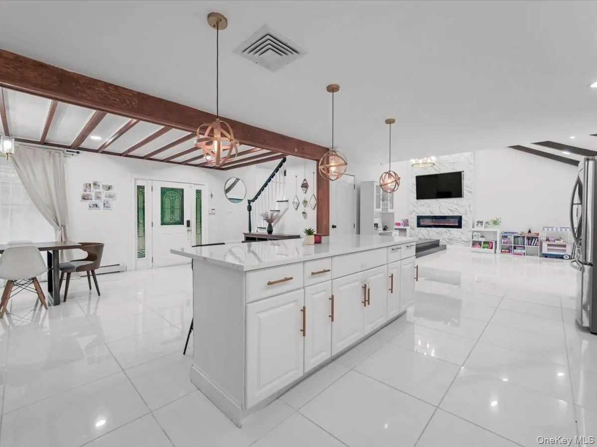 234 Townline Road, Smithtown, NY, 4 Bedrooms Bedrooms, 7 Rooms Rooms,2 BathroomsBathrooms,Residential,For Rent,Townline,0,1025016 234 Townline Road, Smithtown, NY, 4 Bedrooms Bedrooms, 7 Rooms Rooms,2 BathroomsBathrooms,Residential,For Rent,Townline,0,1025016