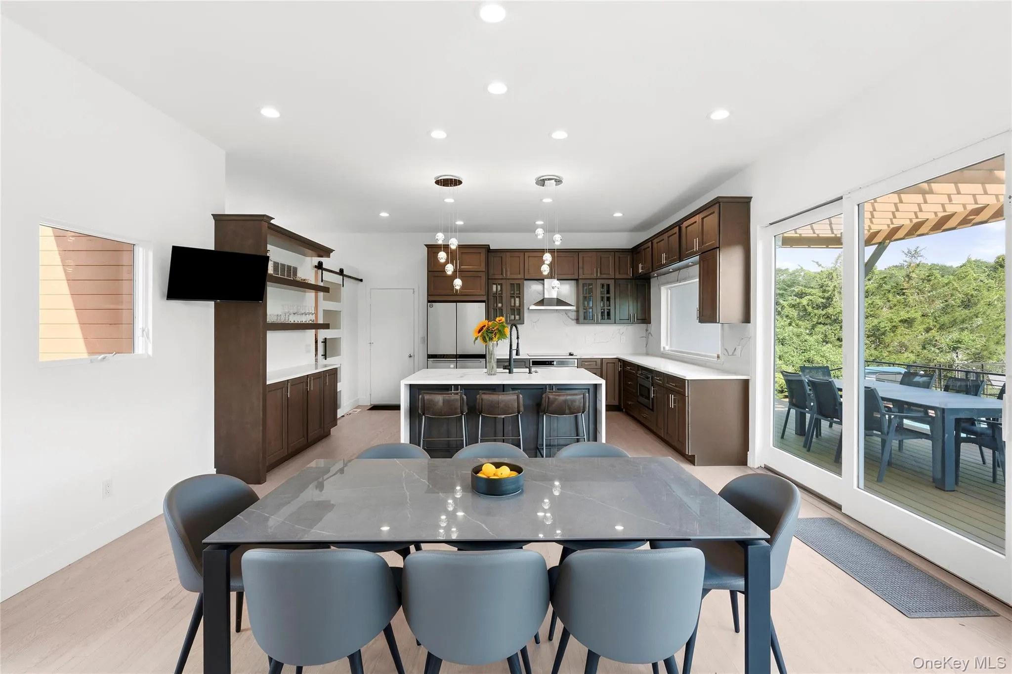 12 Bay Meadow Lane, Southampton, NY, 4 Bedrooms Bedrooms, 8 Rooms Rooms,3 BathroomsBathrooms,Residential,For Rent,Bay Meadow,0,1025018 12 Bay Meadow Lane, Southampton, NY, 4 Bedrooms Bedrooms, 8 Rooms Rooms,3 BathroomsBathrooms,Residential,For Rent,Bay Meadow,0,1025018
