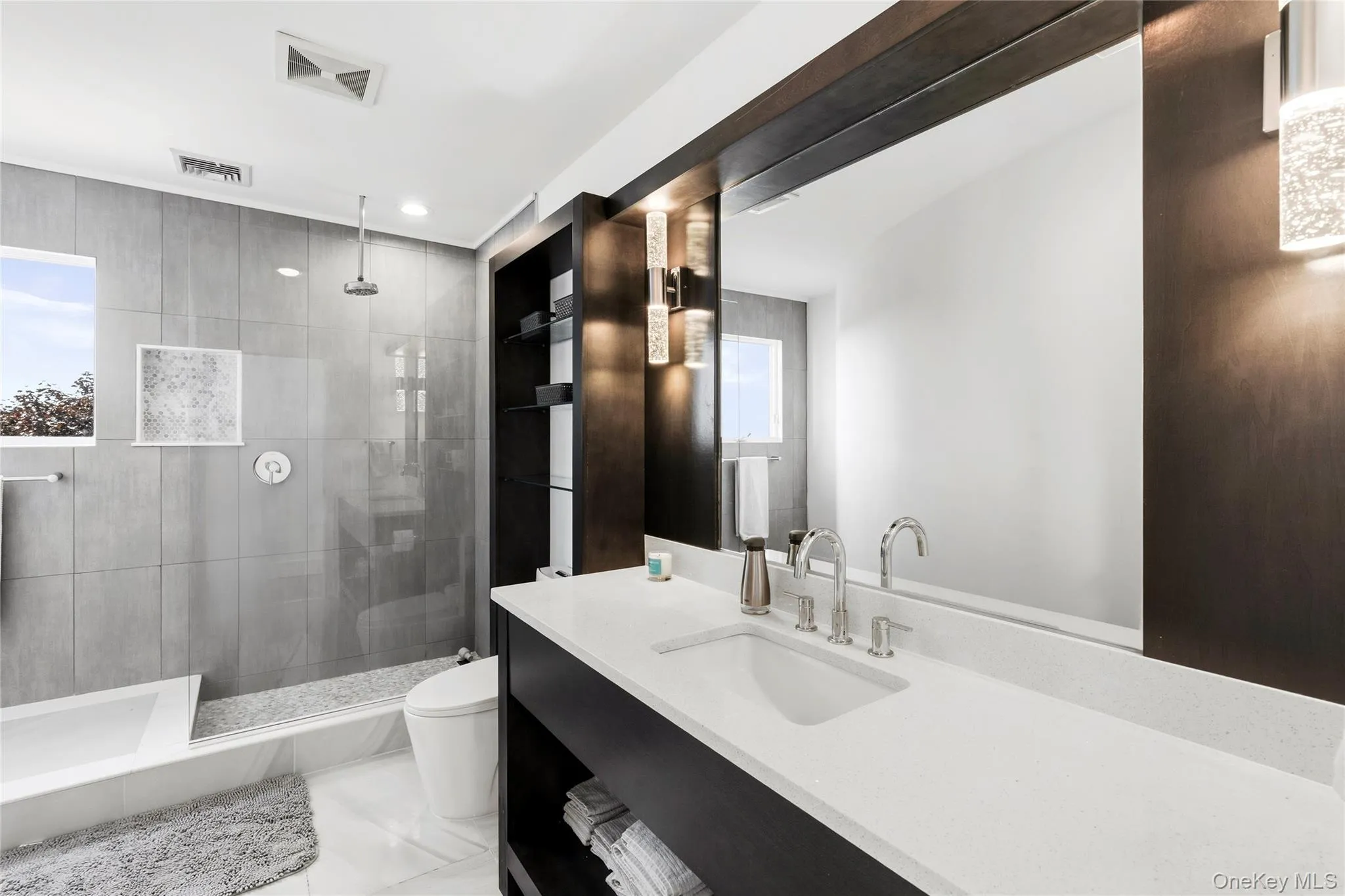 12 Bay Meadow Lane, Southampton, NY, 4 Bedrooms Bedrooms, 8 Rooms Rooms,3 BathroomsBathrooms,Residential,For Rent,Bay Meadow,0,1025018 12 Bay Meadow Lane, Southampton, NY, 4 Bedrooms Bedrooms, 8 Rooms Rooms,3 BathroomsBathrooms,Residential,For Rent,Bay Meadow,0,1025018
