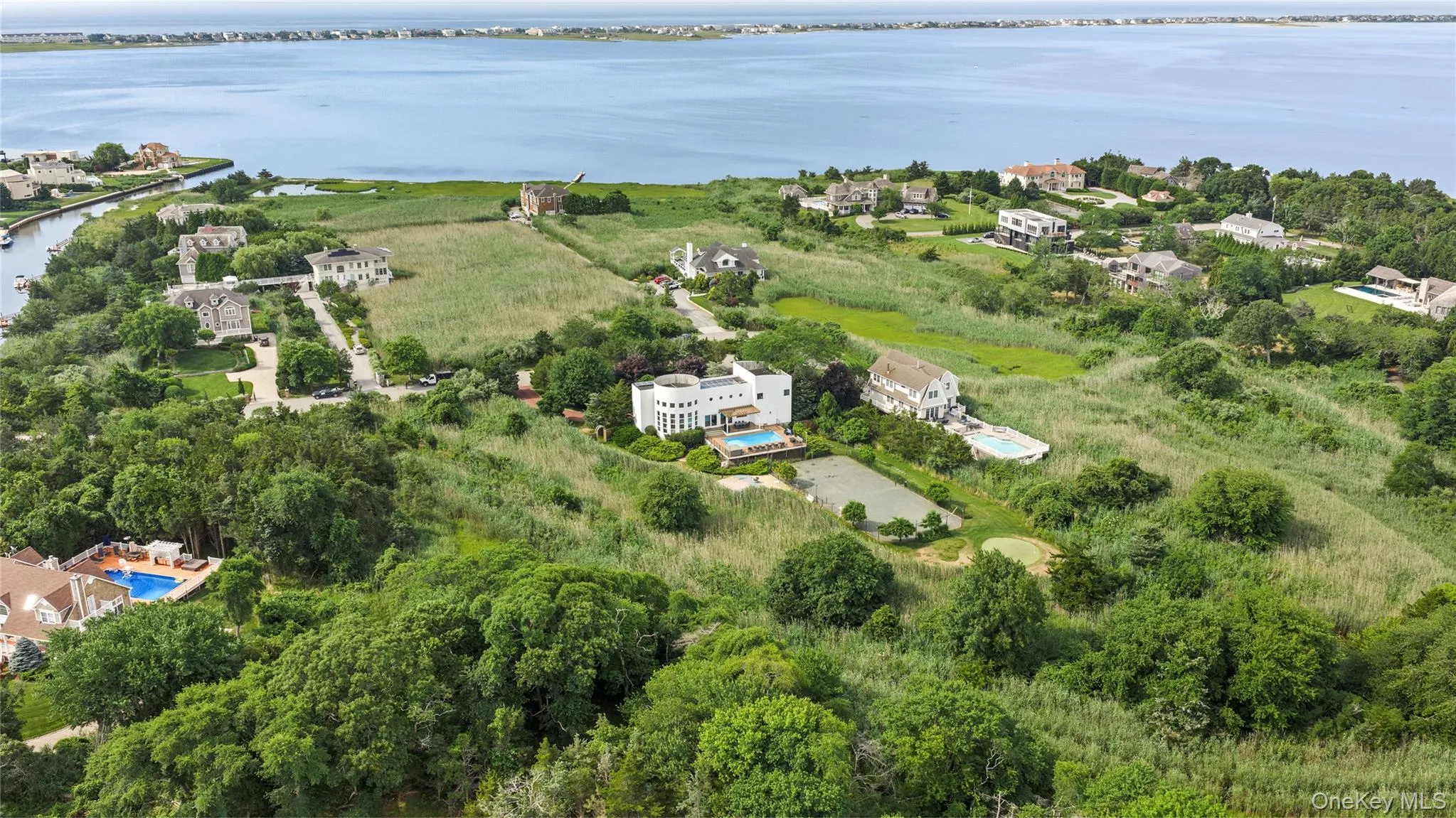 12 Bay Meadow Lane, Southampton, NY, 4 Bedrooms Bedrooms, 8 Rooms Rooms,3 BathroomsBathrooms,Residential,For Rent,Bay Meadow,0,1025018 12 Bay Meadow Lane, Southampton, NY, 4 Bedrooms Bedrooms, 8 Rooms Rooms,3 BathroomsBathrooms,Residential,For Rent,Bay Meadow,0,1025018