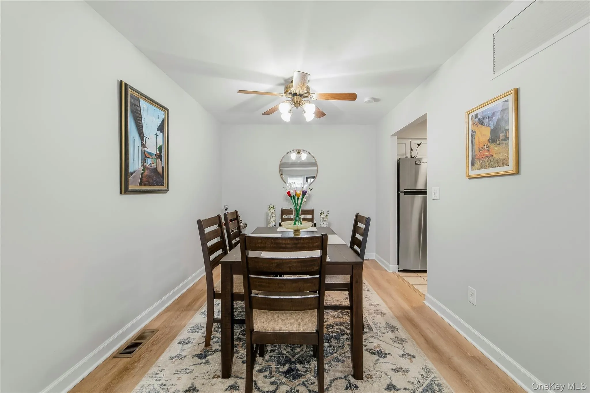This dining room can fit up to 6 or 8 comfortable and can extend the table for extra seating. This dining room can fit up to 6 or 8 comfortable and can extend the table for extra seating.