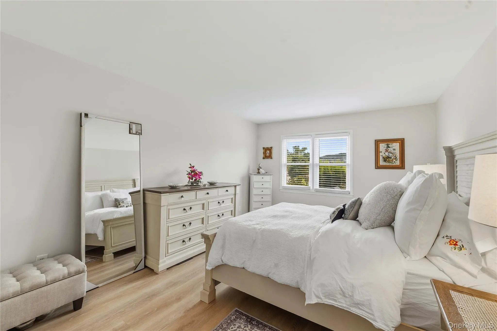 Double windows for so much natural light. Double windows for so much natural light.