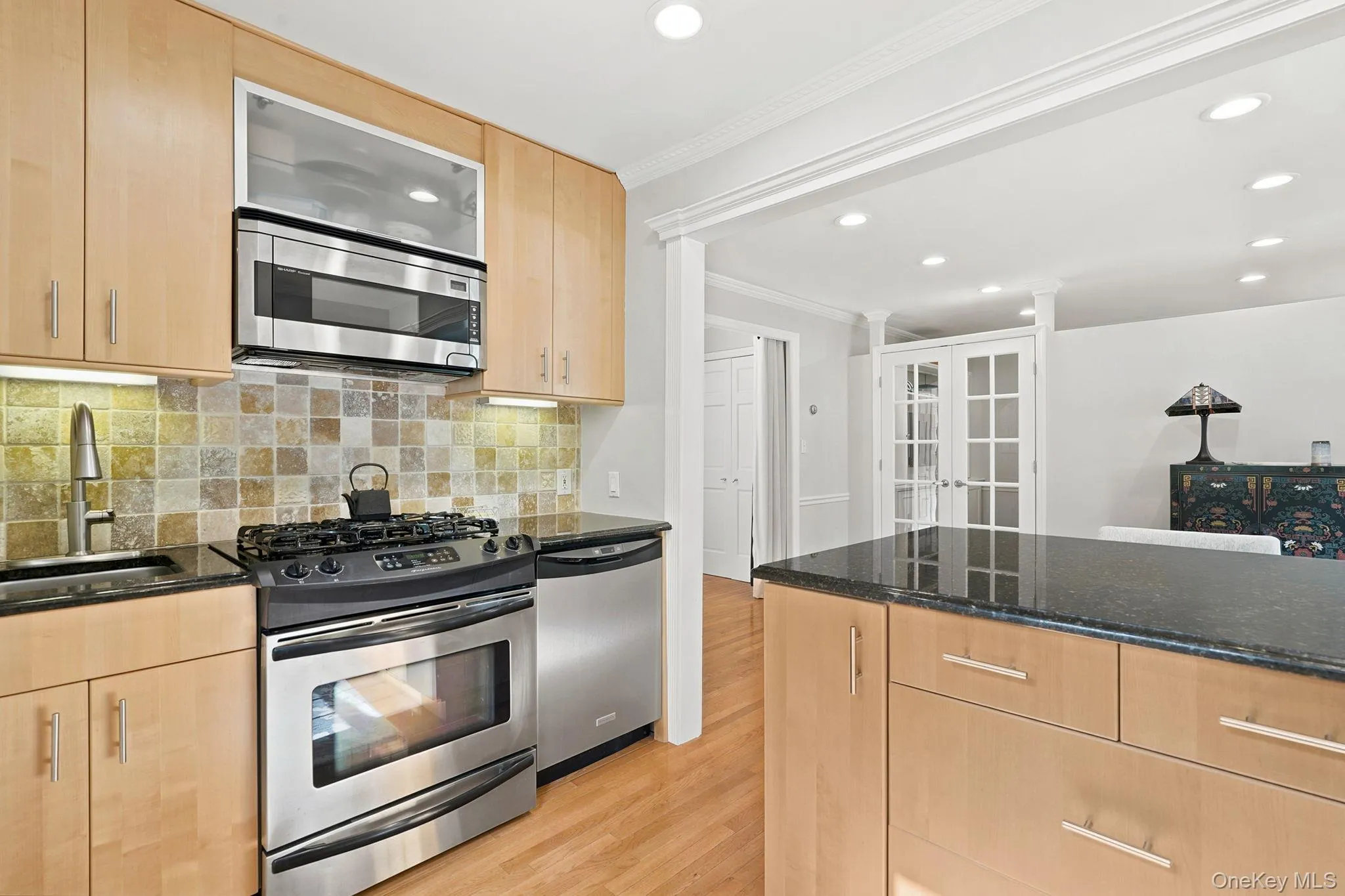 The kitchen is a perfect size for cooking at home. The kitchen is a perfect size for cooking at home.