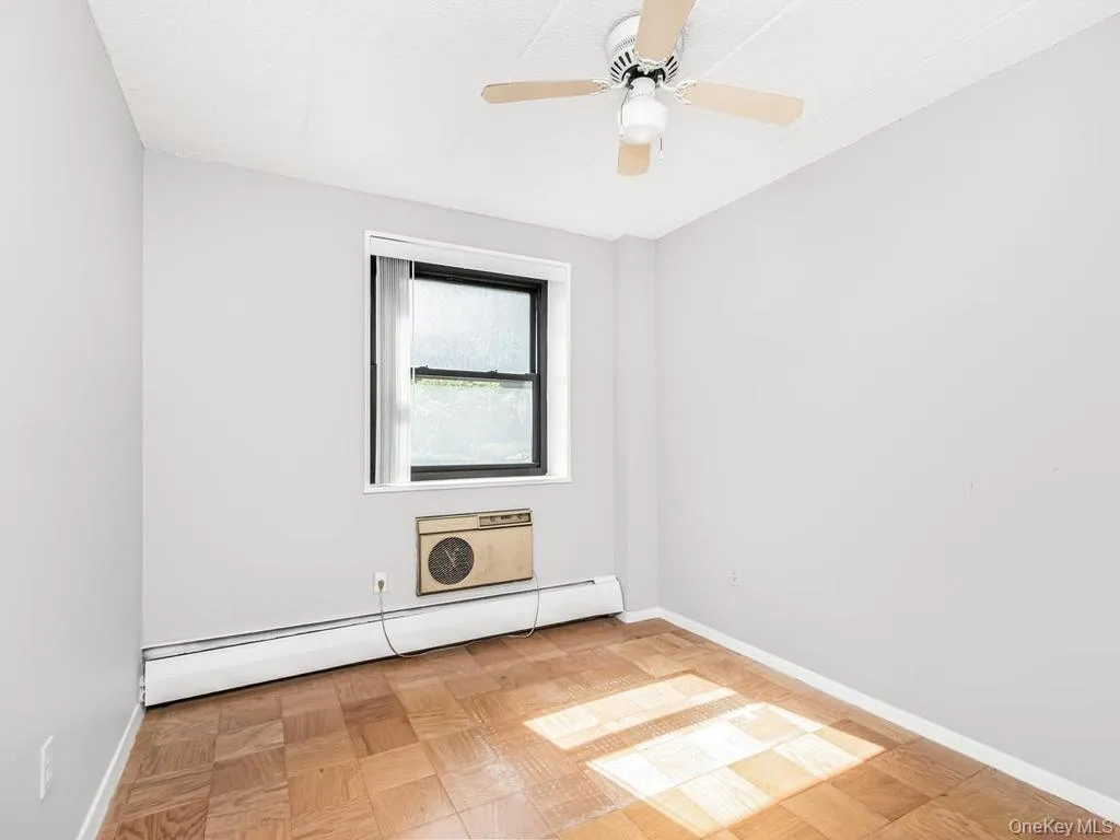 1085 Warburton Avenue, Yonkers, NY, 2 Bedrooms Bedrooms, 4 Rooms Rooms,1 BathroomBathrooms,Residential Lease,For Rent,Warburton,0,1025028 1085 Warburton Avenue, Yonkers, NY, 2 Bedrooms Bedrooms, 4 Rooms Rooms,1 BathroomBathrooms,Residential Lease,For Rent,Warburton,0,1025028