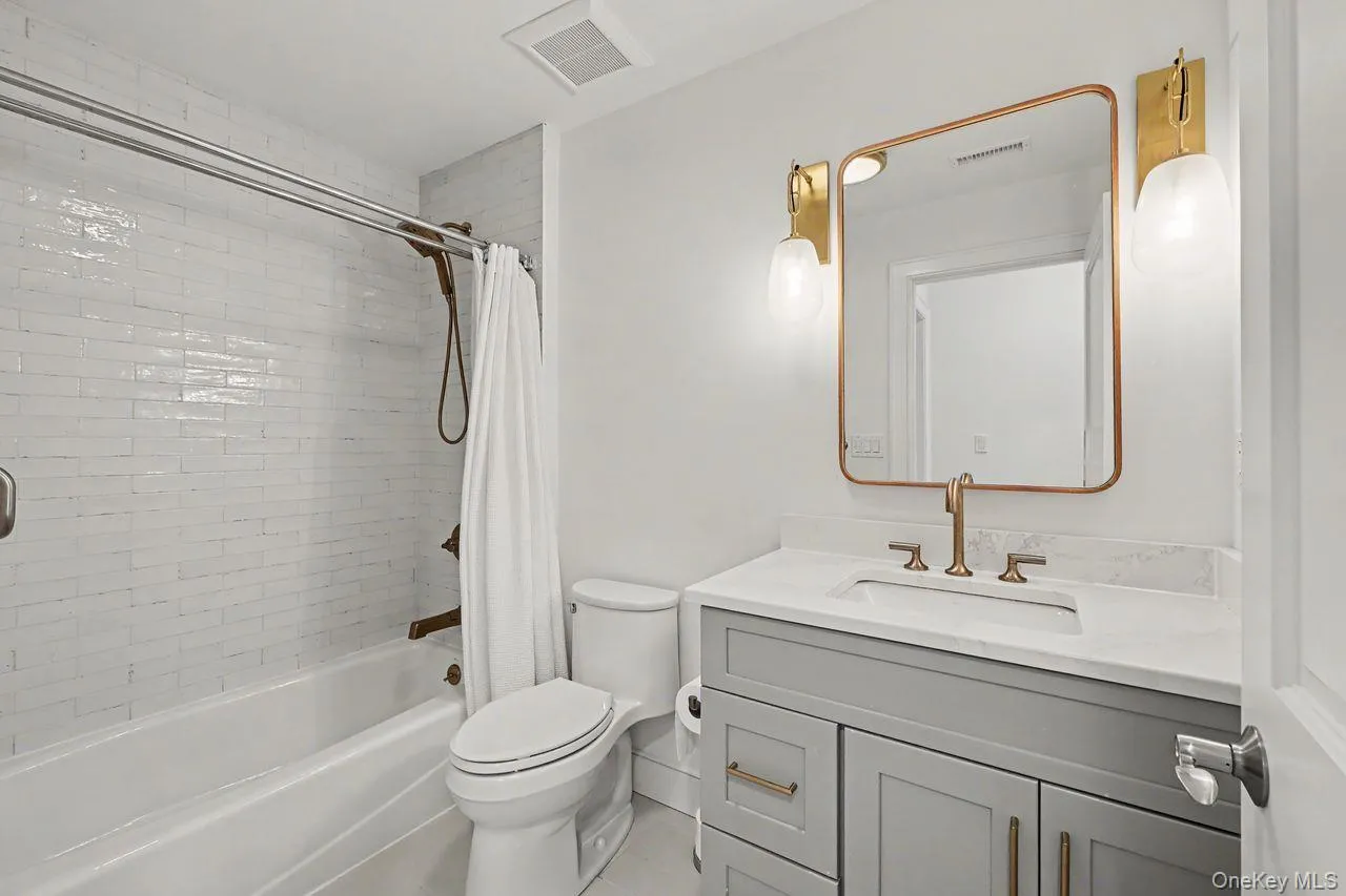 17 Stableview Lane, Southeast, NY, 4 Bedrooms Bedrooms, 9 Rooms Rooms,2 BathroomsBathrooms,Residential,For Rent,Stableview,0,1025029 17 Stableview Lane, Southeast, NY, 4 Bedrooms Bedrooms, 9 Rooms Rooms,2 BathroomsBathrooms,Residential,For Rent,Stableview,0,1025029
