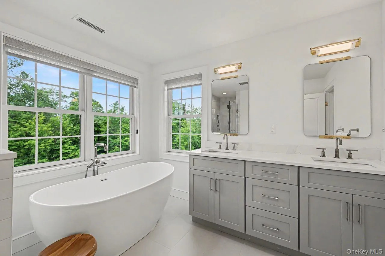 17 Stableview Lane, Southeast, NY, 4 Bedrooms Bedrooms, 9 Rooms Rooms,2 BathroomsBathrooms,Residential,For Rent,Stableview,0,1025029 17 Stableview Lane, Southeast, NY, 4 Bedrooms Bedrooms, 9 Rooms Rooms,2 BathroomsBathrooms,Residential,For Rent,Stableview,0,1025029