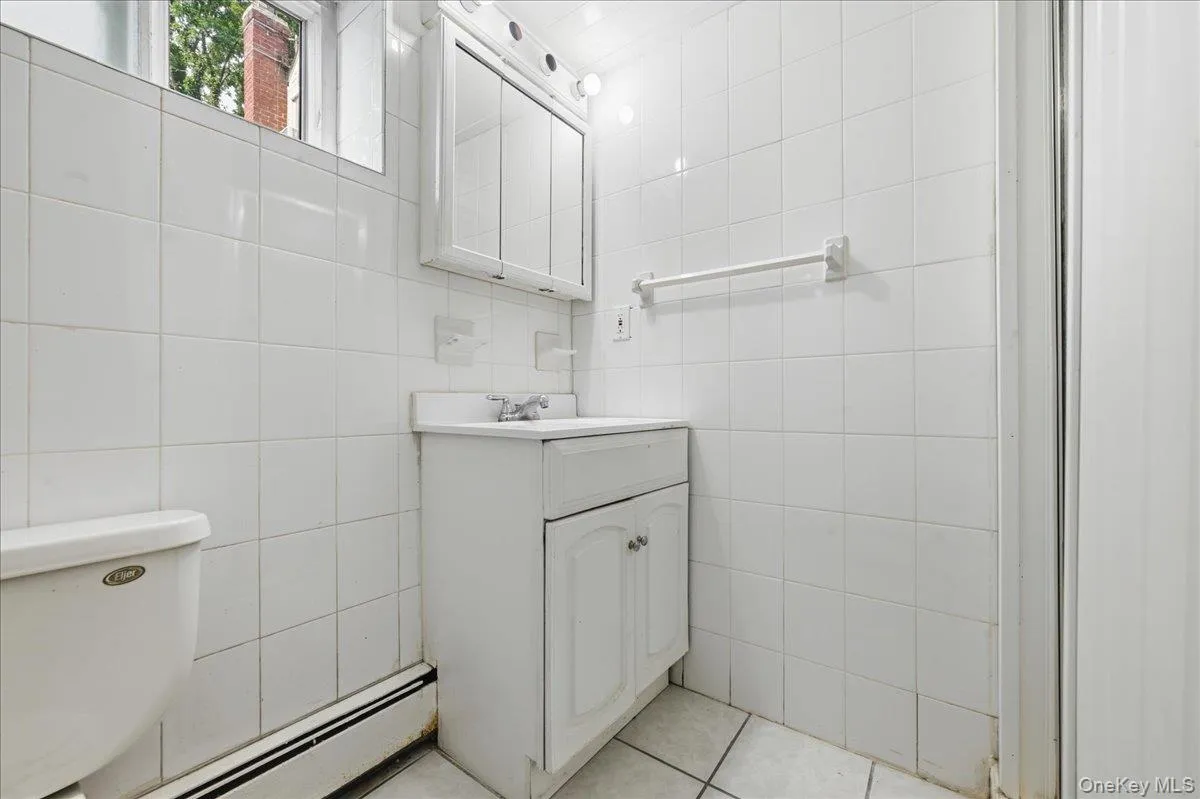 167 Lyon Street, Hempstead, NY, 4 Bedrooms Bedrooms, 10 Rooms Rooms,3 BathroomsBathrooms,Residential,For Rent,Lyon,0,1025030 167 Lyon Street, Hempstead, NY, 4 Bedrooms Bedrooms, 10 Rooms Rooms,3 BathroomsBathrooms,Residential,For Rent,Lyon,0,1025030
