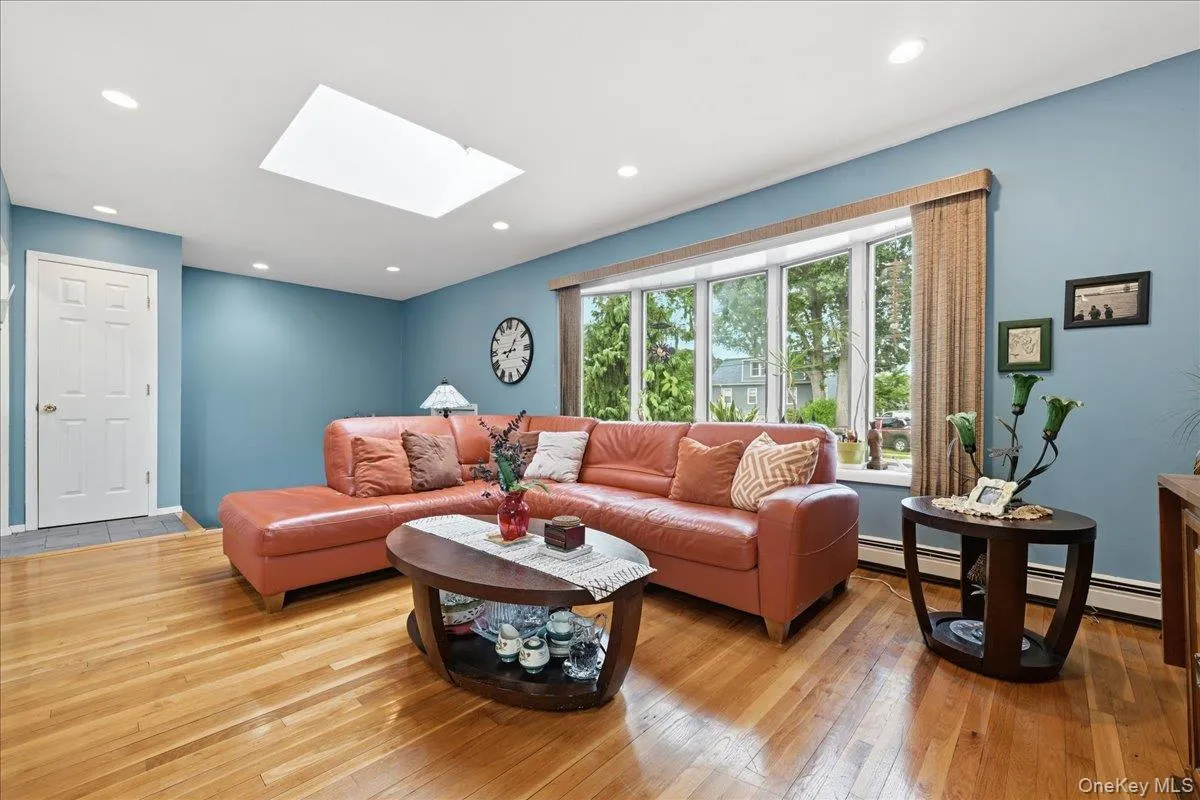 167 Lyon Street, Hempstead, NY, 4 Bedrooms Bedrooms, 10 Rooms Rooms,3 BathroomsBathrooms,Residential,For Rent,Lyon,0,1025030 167 Lyon Street, Hempstead, NY, 4 Bedrooms Bedrooms, 10 Rooms Rooms,3 BathroomsBathrooms,Residential,For Rent,Lyon,0,1025030