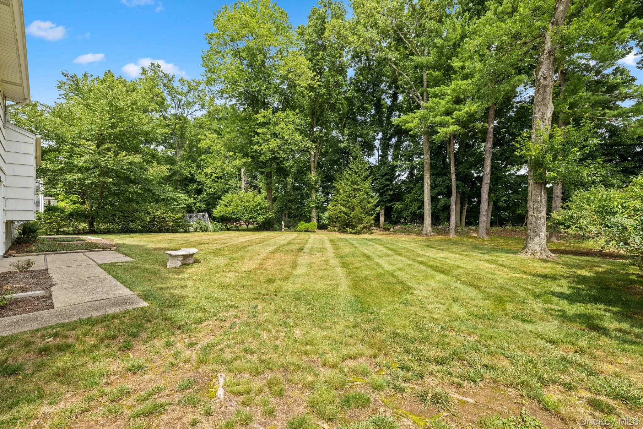 28 Stratford Place, Clarkstown, NY, 3 Bedrooms Bedrooms, 7 Rooms Rooms,1 BathroomBathrooms,Residential,For Rent,Stratford,0,1025036 28 Stratford Place, Clarkstown, NY, 3 Bedrooms Bedrooms, 7 Rooms Rooms,1 BathroomBathrooms,Residential,For Rent,Stratford,0,1025036
