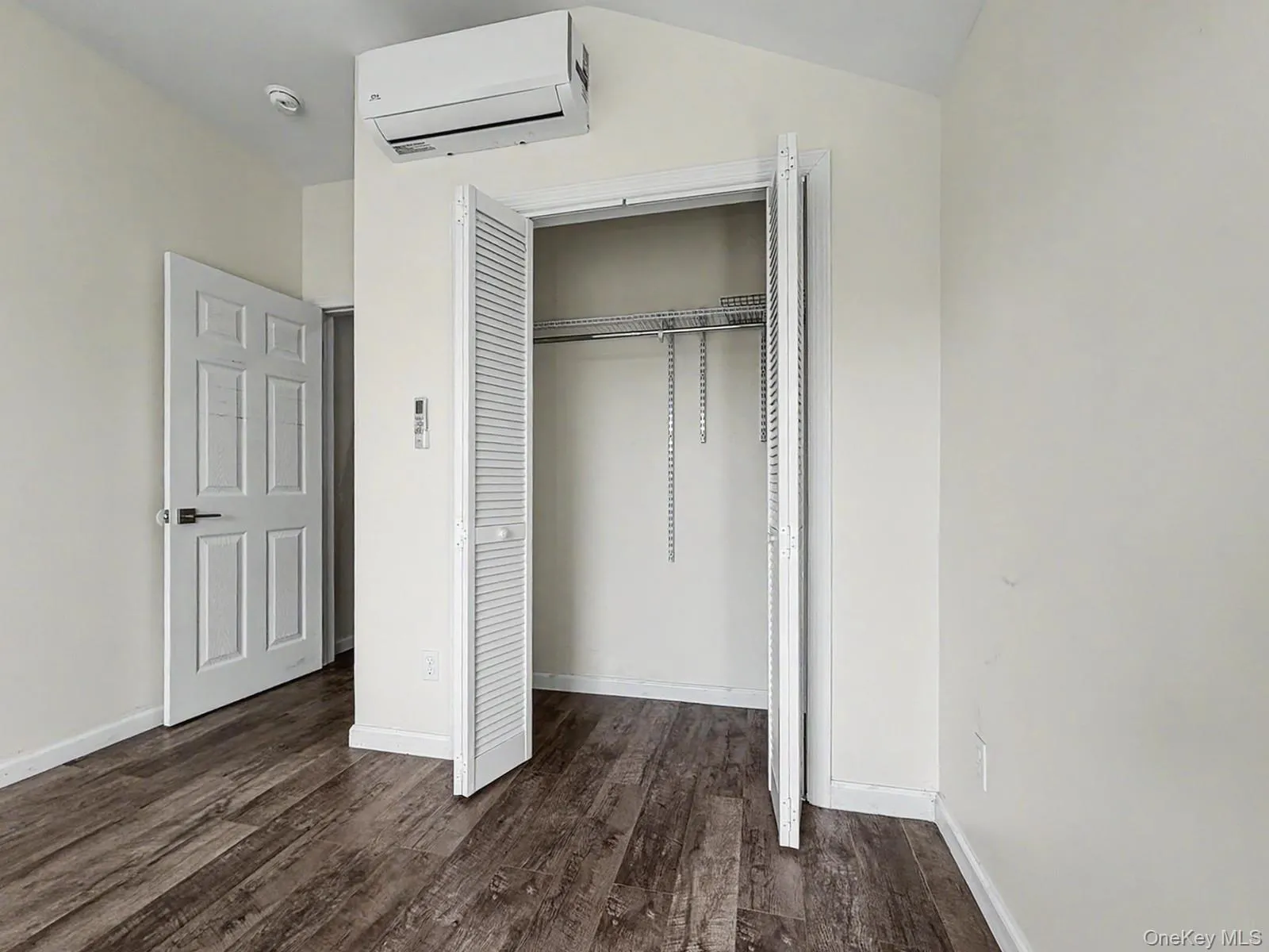 45 Front Street, Port Jervis, NY, 1 Bedroom Bedrooms, 3 Rooms Rooms,1 BathroomBathrooms,Residential Lease,For Rent,Front,0,1025038 45 Front Street, Port Jervis, NY, 1 Bedroom Bedrooms, 3 Rooms Rooms,1 BathroomBathrooms,Residential Lease,For Rent,Front,0,1025038