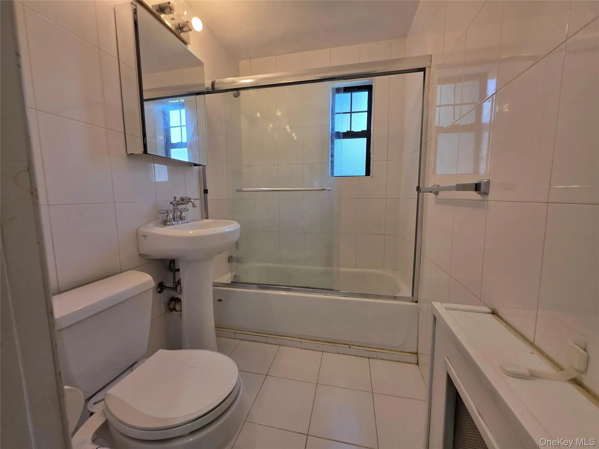 66-01 Park Drive East, New York, NY, 1 Bedroom Bedrooms, 4 Rooms Rooms,1 BathroomBathrooms,Residential Lease,For Rent,Park Drive East,0,1025040 66-01 Park Drive East, New York, NY, 1 Bedroom Bedrooms, 4 Rooms Rooms,1 BathroomBathrooms,Residential Lease,For Rent,Park Drive East,0,1025040