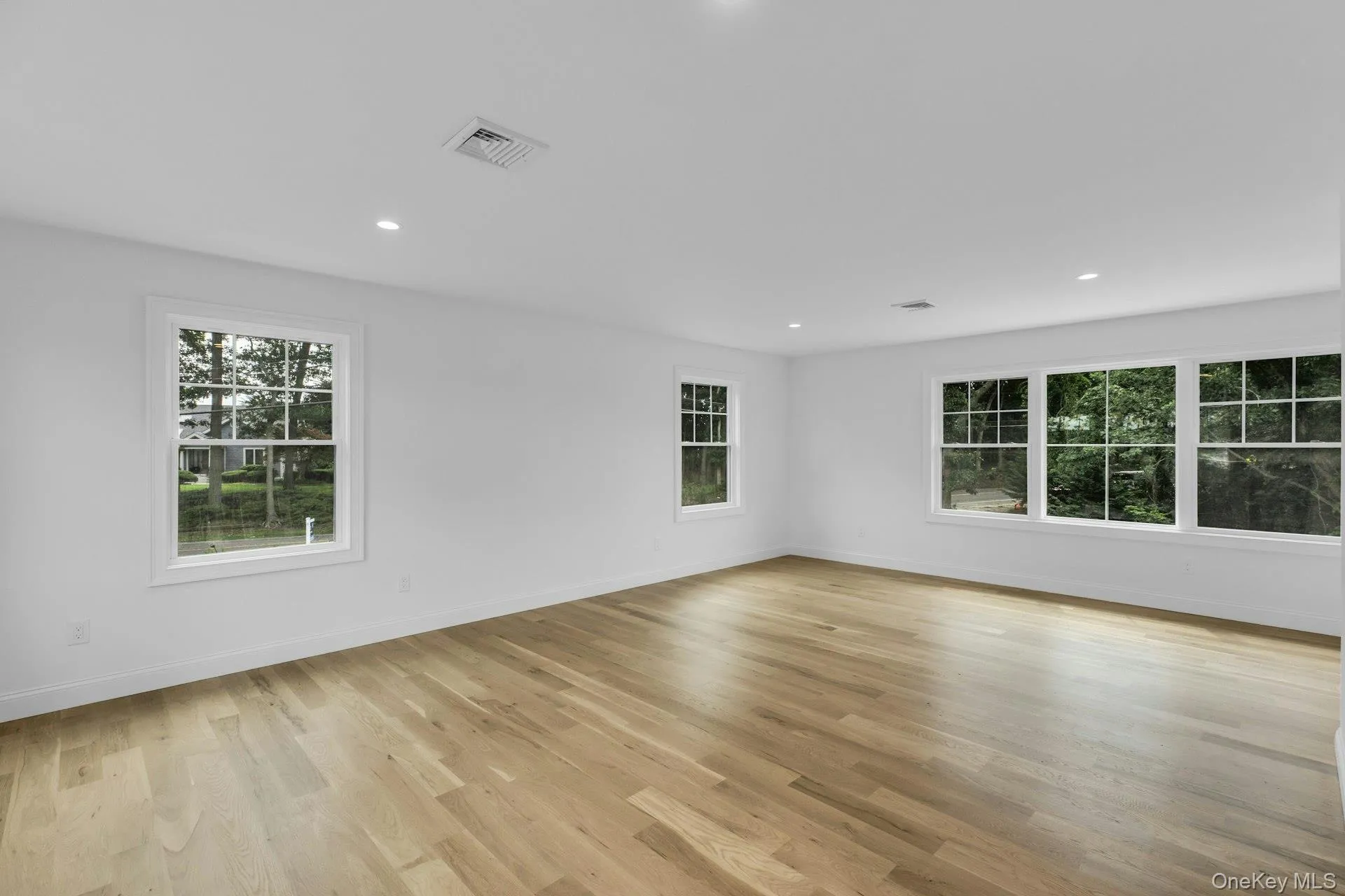 255 Peconic Bay Boulevard, Riverhead, NY, 4 Bedrooms Bedrooms, 8 Rooms Rooms,4 BathroomsBathrooms,Residential,For Rent,Peconic Bay,0,1025045 255 Peconic Bay Boulevard, Riverhead, NY, 4 Bedrooms Bedrooms, 8 Rooms Rooms,4 BathroomsBathrooms,Residential,For Rent,Peconic Bay,0,1025045