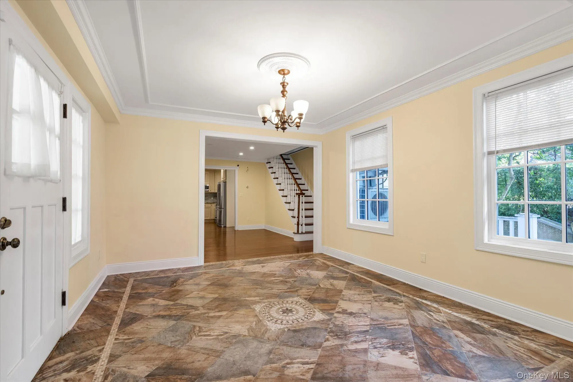 240-02 Poplar Street, New York, NY, 5 Bedrooms Bedrooms, 9 Rooms Rooms,3 BathroomsBathrooms,Residential,For Rent,Poplar,0,1025047 240-02 Poplar Street, New York, NY, 5 Bedrooms Bedrooms, 9 Rooms Rooms,3 BathroomsBathrooms,Residential,For Rent,Poplar,0,1025047