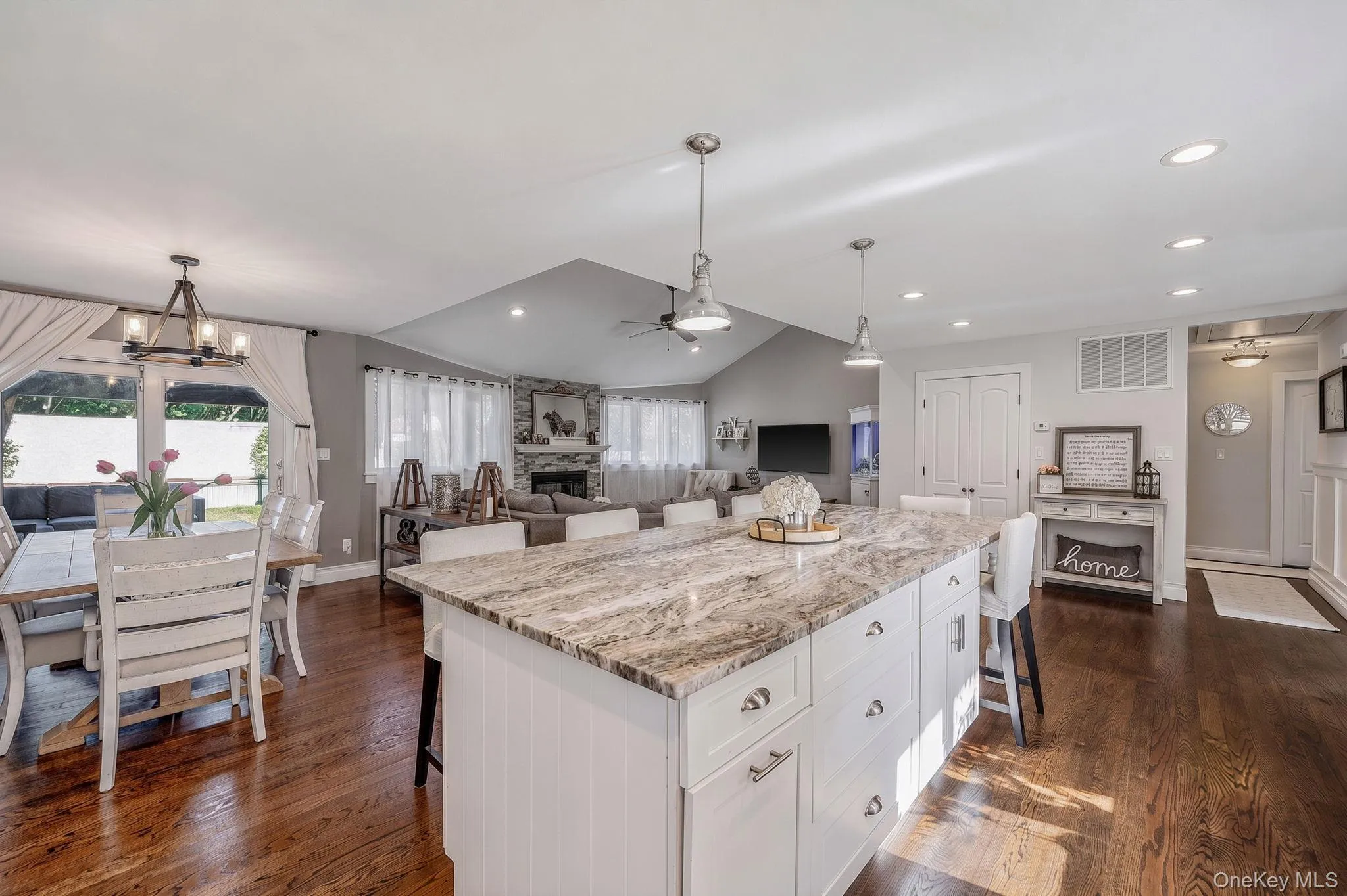 22 Caddy Place, Brookhaven, NY, 3 Bedrooms Bedrooms, 7 Rooms Rooms,2 BathroomsBathrooms,Residential,For Rent,Caddy,0,1025051 22 Caddy Place, Brookhaven, NY, 3 Bedrooms Bedrooms, 7 Rooms Rooms,2 BathroomsBathrooms,Residential,For Rent,Caddy,0,1025051