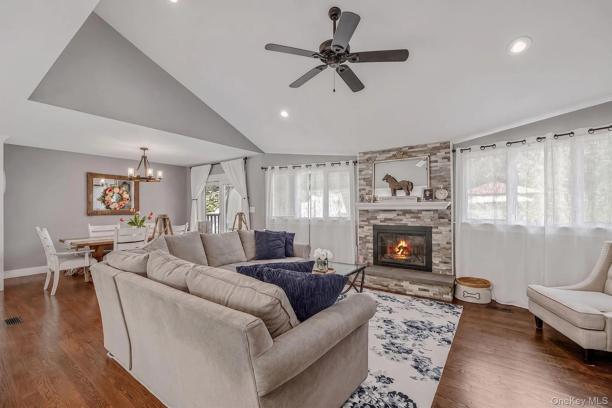 22 Caddy Place, Brookhaven, NY, 3 Bedrooms Bedrooms, 7 Rooms Rooms,2 BathroomsBathrooms,Residential,For Rent,Caddy,0,1025051 22 Caddy Place, Brookhaven, NY, 3 Bedrooms Bedrooms, 7 Rooms Rooms,2 BathroomsBathrooms,Residential,For Rent,Caddy,0,1025051