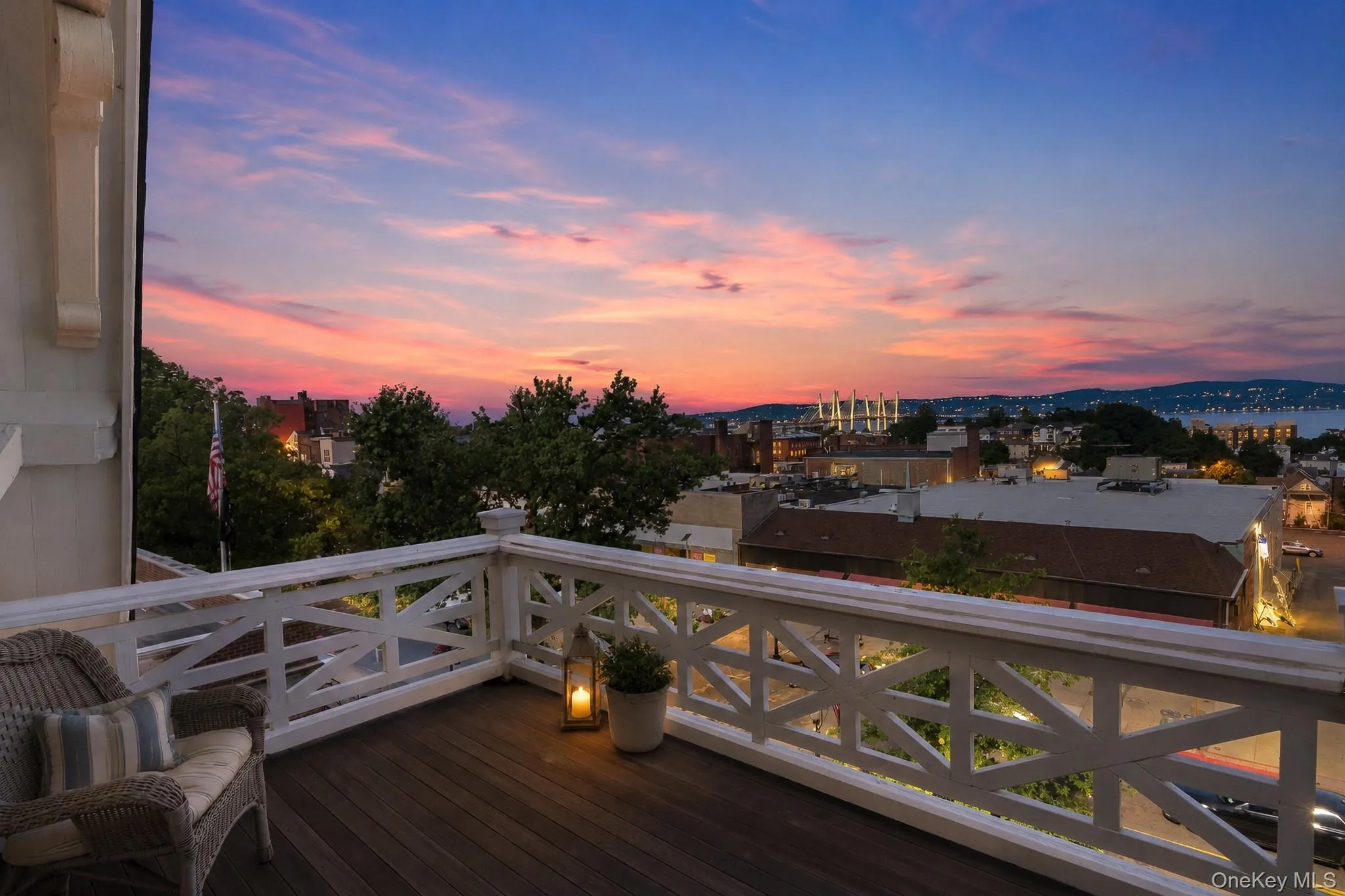 Your very own private outdoor Deck is perfect for dinner and sunsets over the Hudson River. Your very own private outdoor Deck is perfect for dinner and sunsets over the Hudson River.