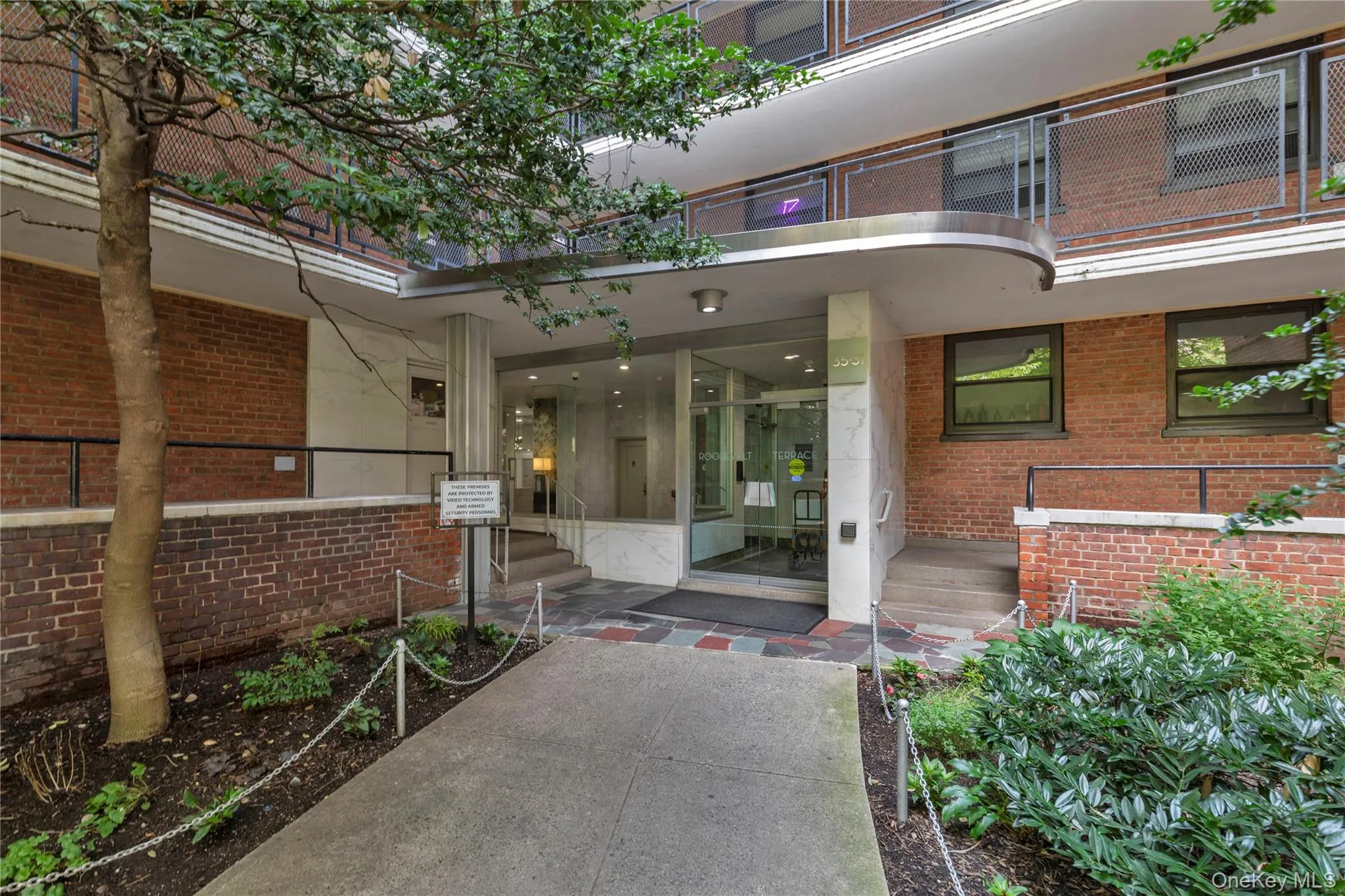 35-31 85th Street, New York, NY, 3 Bedrooms Bedrooms, 6 Rooms Rooms,1 BathroomBathrooms,Residential,For Rent,85th,0,1025063 35-31 85th Street, New York, NY, 3 Bedrooms Bedrooms, 6 Rooms Rooms,1 BathroomBathrooms,Residential,For Rent,85th,0,1025063