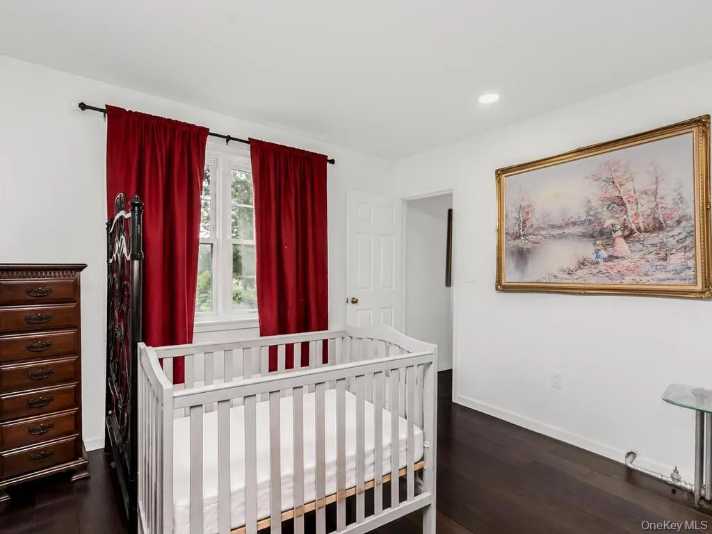 642 Park Avenue, Yonkers, NY, 3 Bedrooms Bedrooms, 6 Rooms Rooms,1 BathroomBathrooms,Residential,For Rent,Park,0,1025064 642 Park Avenue, Yonkers, NY, 3 Bedrooms Bedrooms, 6 Rooms Rooms,1 BathroomBathrooms,Residential,For Rent,Park,0,1025064