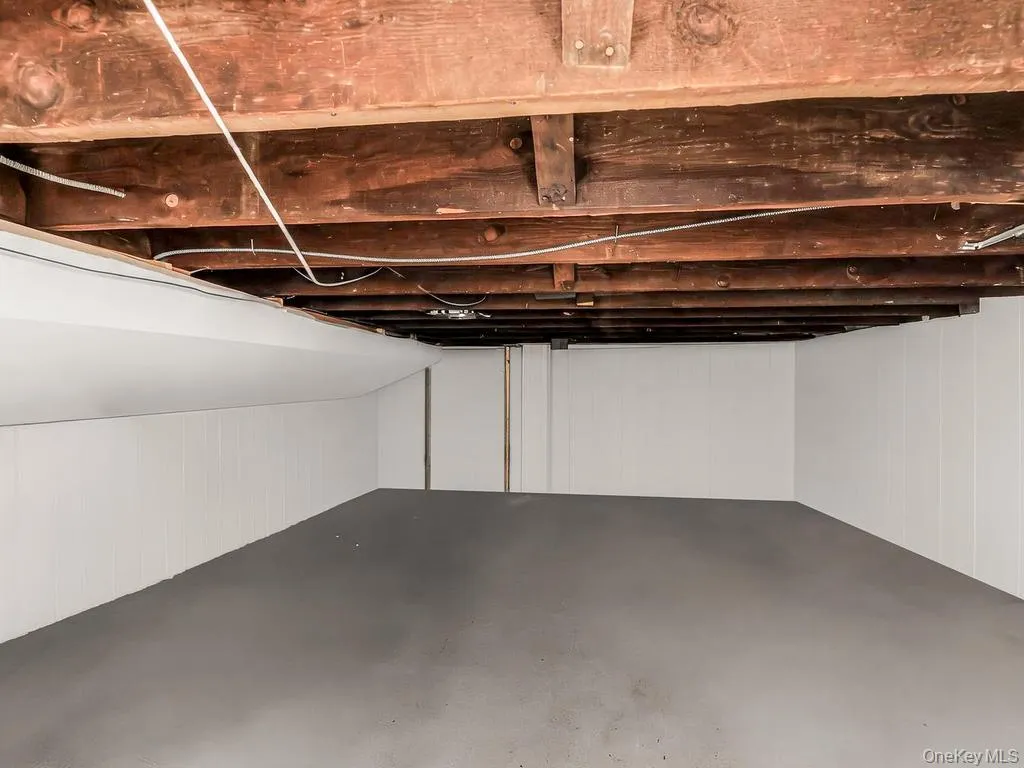 642 Park Avenue, Yonkers, NY, 3 Bedrooms Bedrooms, 6 Rooms Rooms,1 BathroomBathrooms,Residential,For Rent,Park,0,1025064 642 Park Avenue, Yonkers, NY, 3 Bedrooms Bedrooms, 6 Rooms Rooms,1 BathroomBathrooms,Residential,For Rent,Park,0,1025064