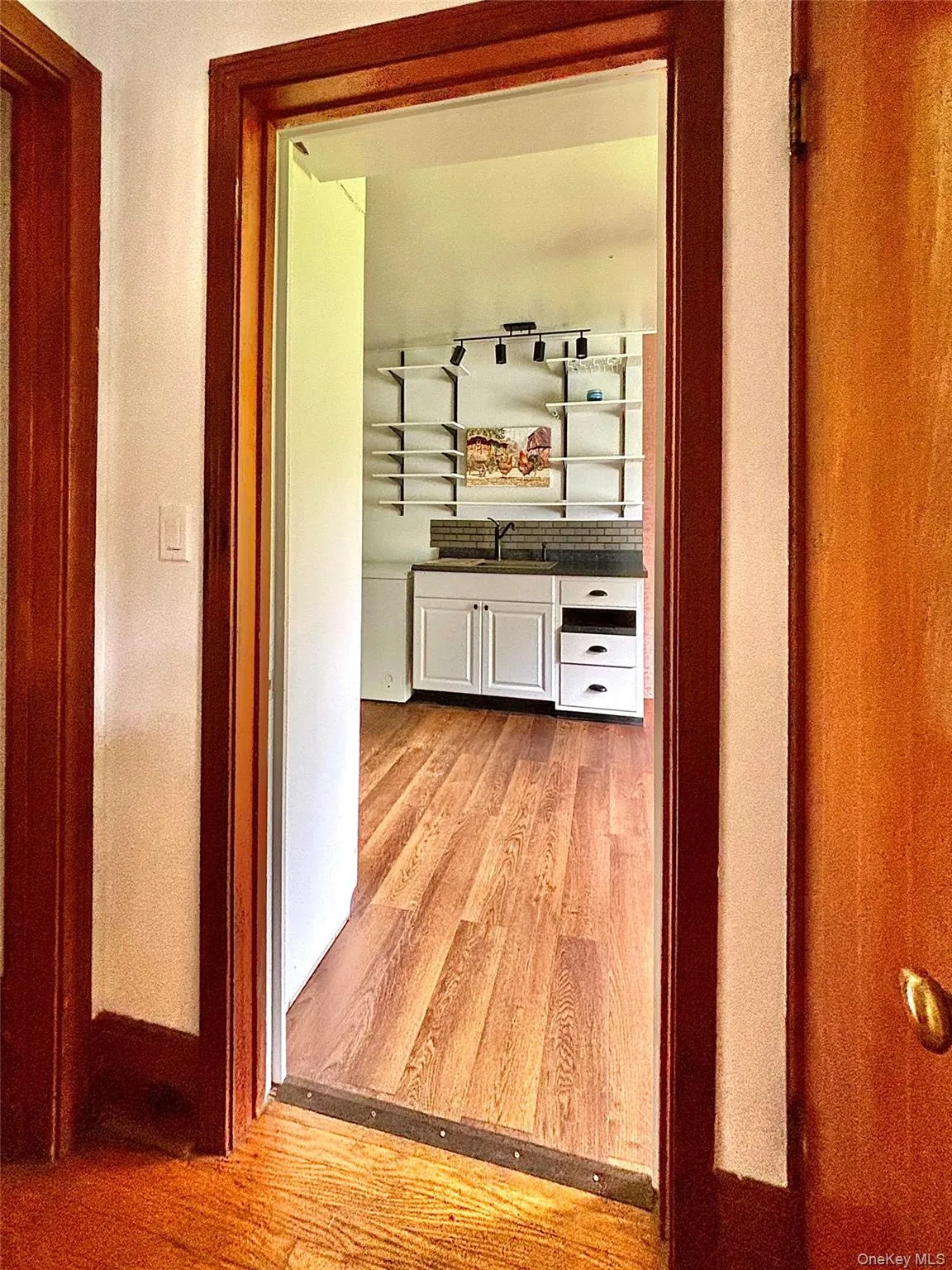 Hall to Kitchen Hall to Kitchen