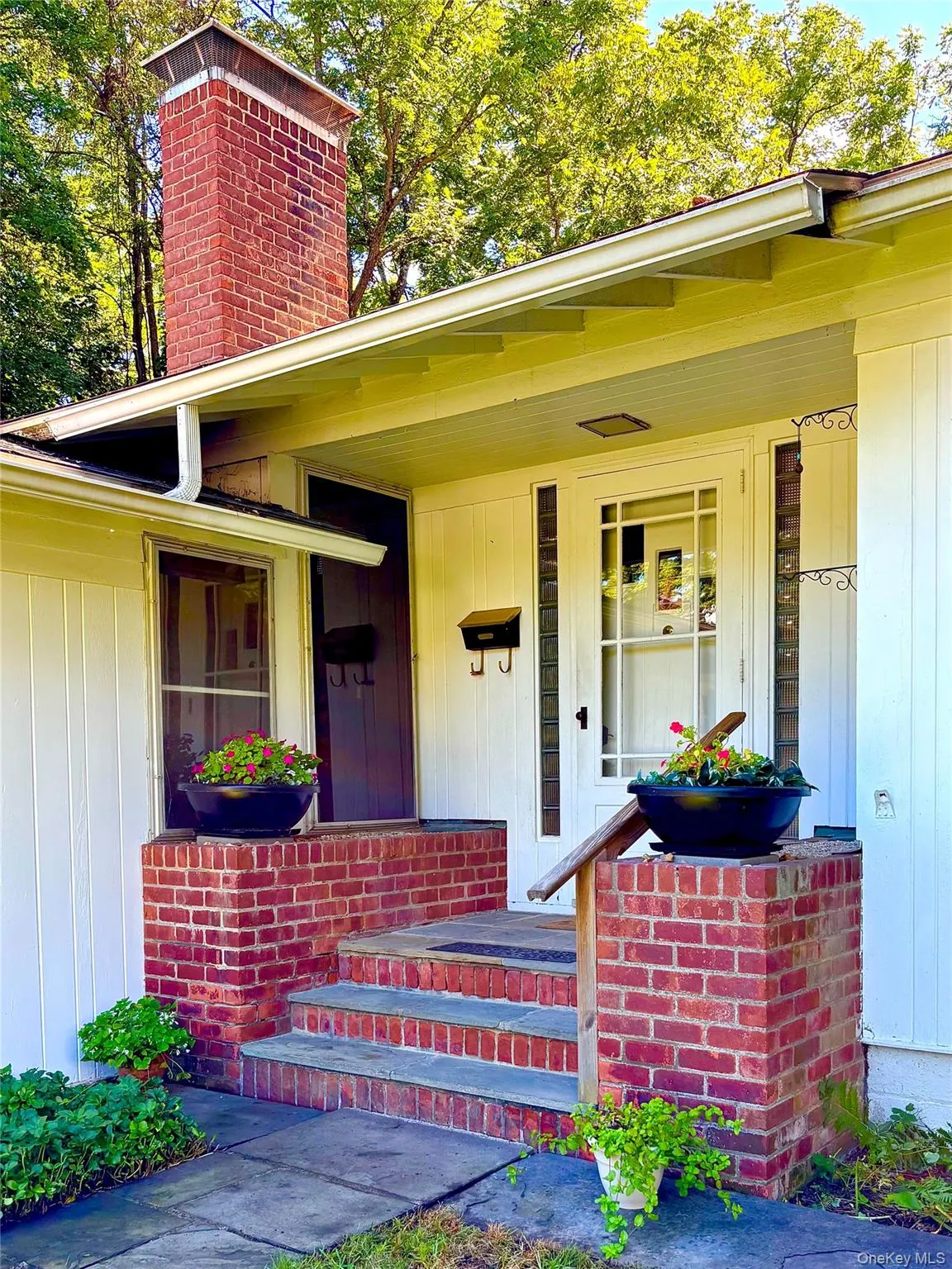 Front Entrance Front Entrance