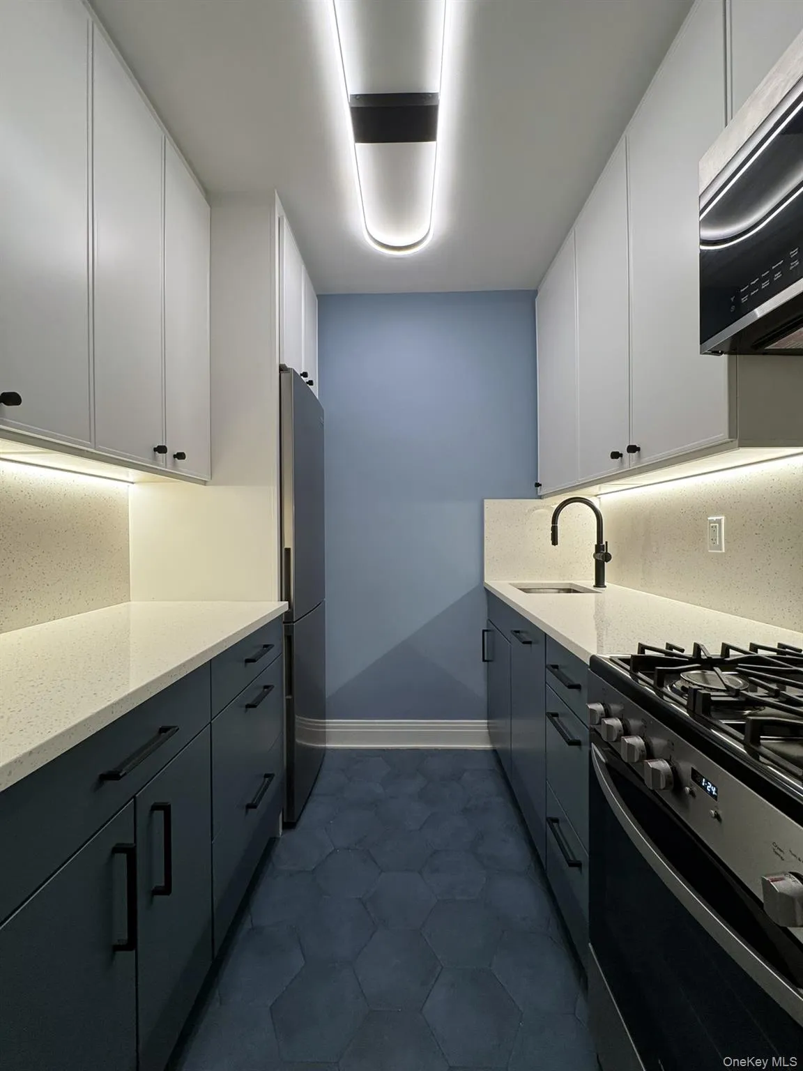 2090 Barnes Avenue, New York, NY, 1 Bedroom Bedrooms, 3 Rooms Rooms,1 BathroomBathrooms,Residential,For Rent,Barnes,0,1025067 2090 Barnes Avenue, New York, NY, 1 Bedroom Bedrooms, 3 Rooms Rooms,1 BathroomBathrooms,Residential,For Rent,Barnes,0,1025067