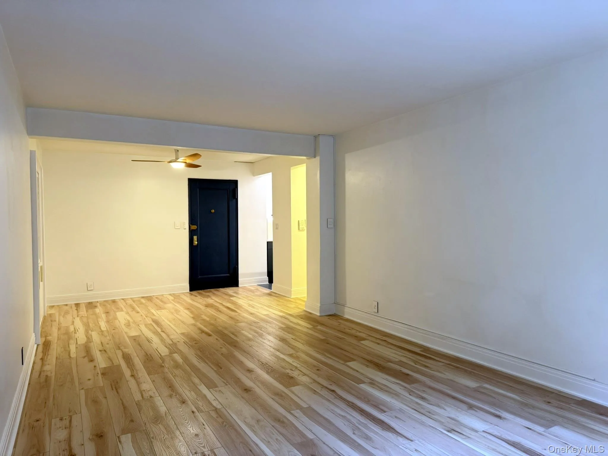 2090 Barnes Avenue, New York, NY, 1 Bedroom Bedrooms, 3 Rooms Rooms,1 BathroomBathrooms,Residential,For Rent,Barnes,0,1025067 2090 Barnes Avenue, New York, NY, 1 Bedroom Bedrooms, 3 Rooms Rooms,1 BathroomBathrooms,Residential,For Rent,Barnes,0,1025067