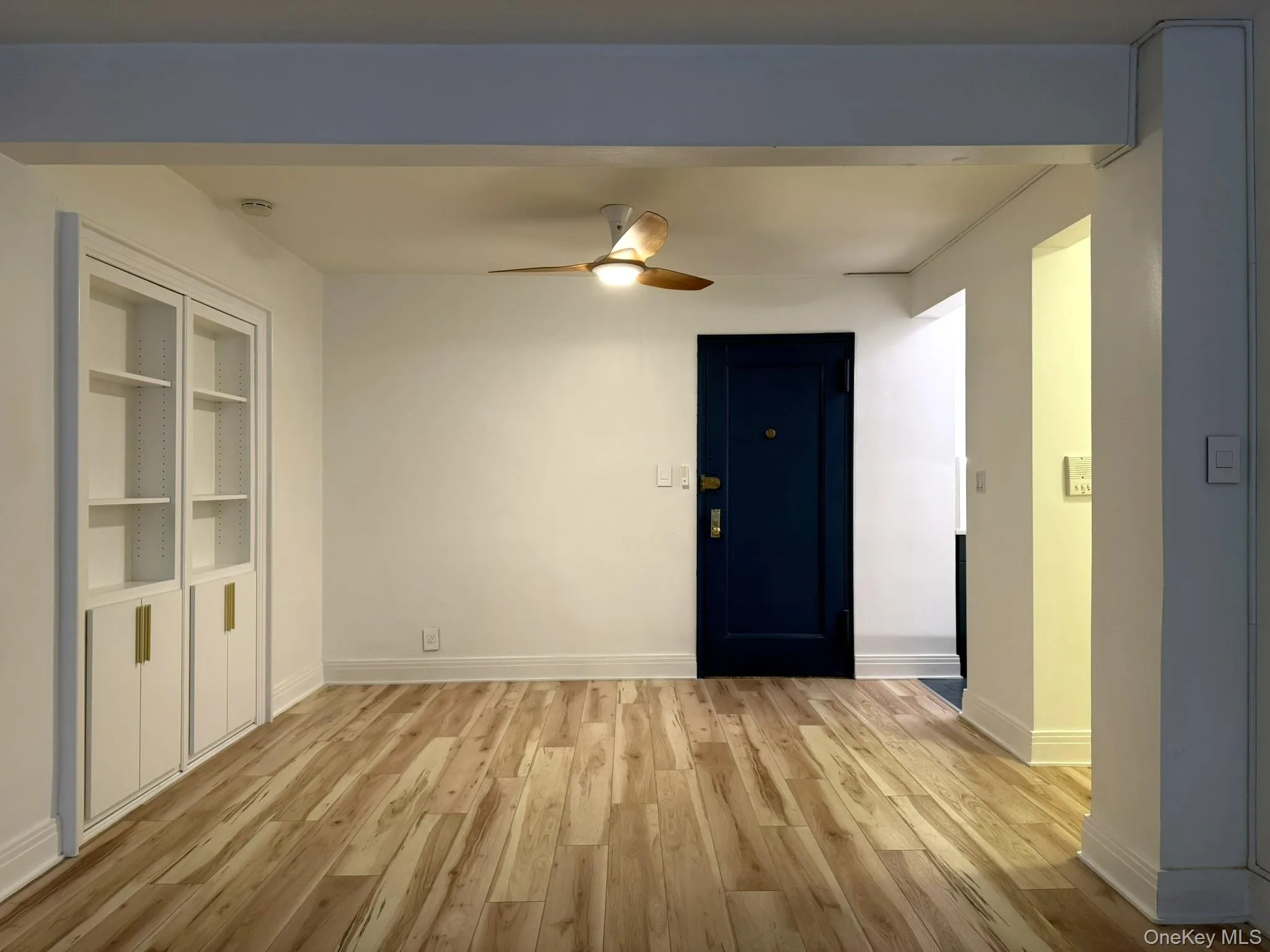 2090 Barnes Avenue, New York, NY, 1 Bedroom Bedrooms, 3 Rooms Rooms,1 BathroomBathrooms,Residential,For Rent,Barnes,0,1025067 2090 Barnes Avenue, New York, NY, 1 Bedroom Bedrooms, 3 Rooms Rooms,1 BathroomBathrooms,Residential,For Rent,Barnes,0,1025067