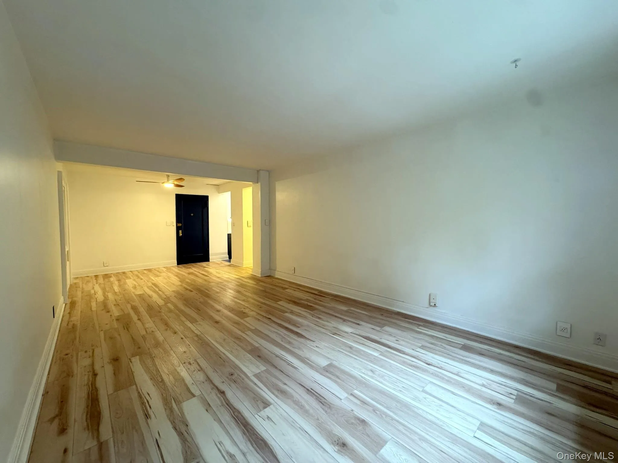 2090 Barnes Avenue, New York, NY, 1 Bedroom Bedrooms, 3 Rooms Rooms,1 BathroomBathrooms,Residential,For Rent,Barnes,0,1025067 2090 Barnes Avenue, New York, NY, 1 Bedroom Bedrooms, 3 Rooms Rooms,1 BathroomBathrooms,Residential,For Rent,Barnes,0,1025067