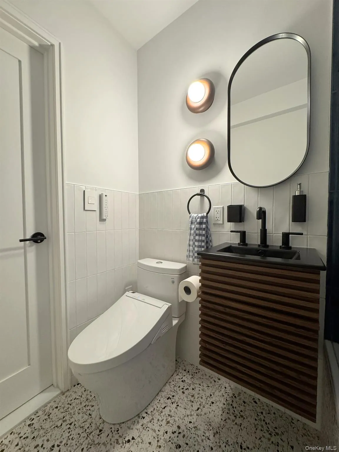 2090 Barnes Avenue, New York, NY, 1 Bedroom Bedrooms, 3 Rooms Rooms,1 BathroomBathrooms,Residential,For Rent,Barnes,0,1025067 2090 Barnes Avenue, New York, NY, 1 Bedroom Bedrooms, 3 Rooms Rooms,1 BathroomBathrooms,Residential,For Rent,Barnes,0,1025067