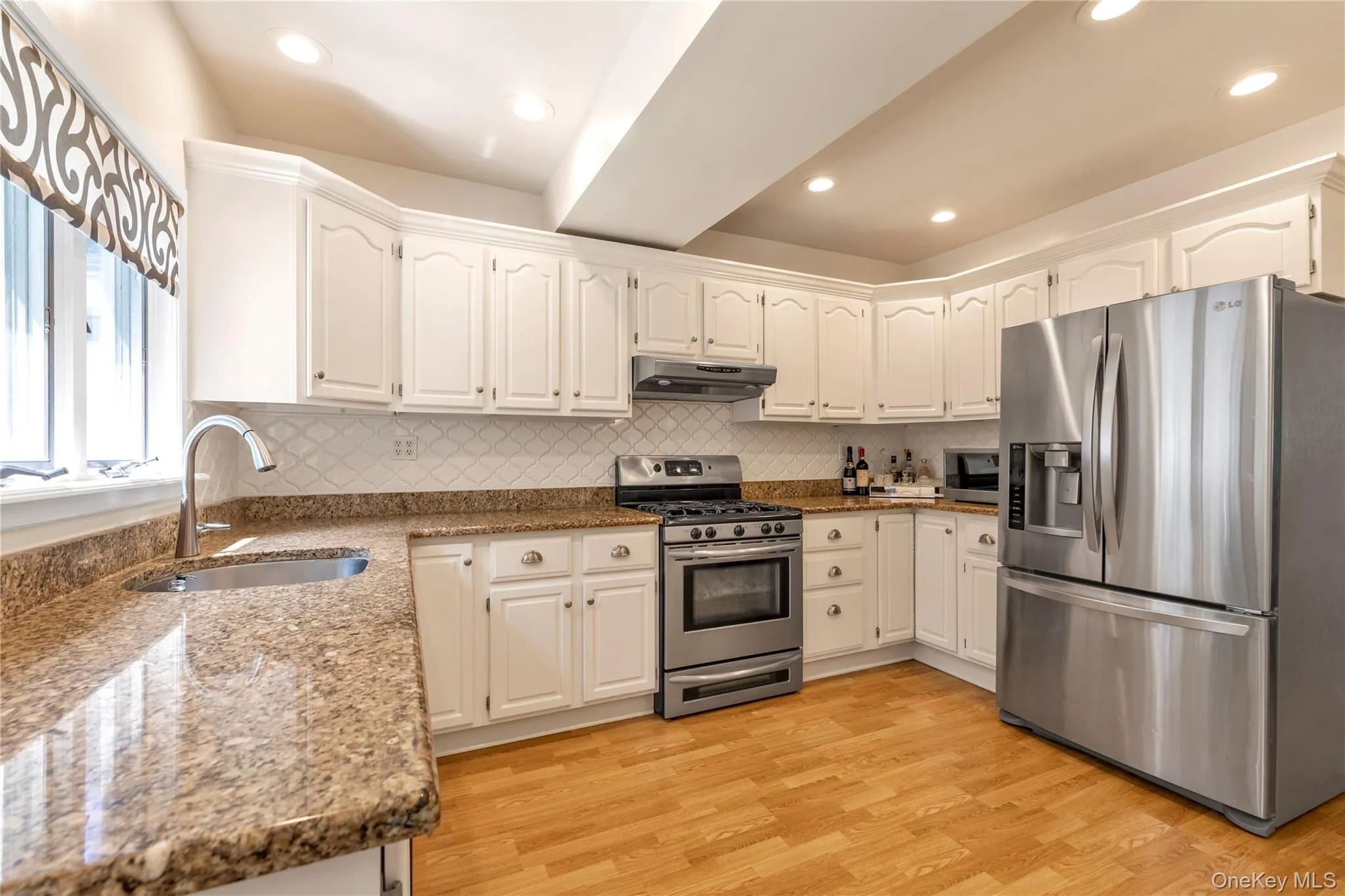 144 Buckingham Place, Hempstead, NY, 3 Bedrooms Bedrooms, 7 Rooms Rooms,2 BathroomsBathrooms,Residential,For Rent,Buckingham,0,1025070 144 Buckingham Place, Hempstead, NY, 3 Bedrooms Bedrooms, 7 Rooms Rooms,2 BathroomsBathrooms,Residential,For Rent,Buckingham,0,1025070