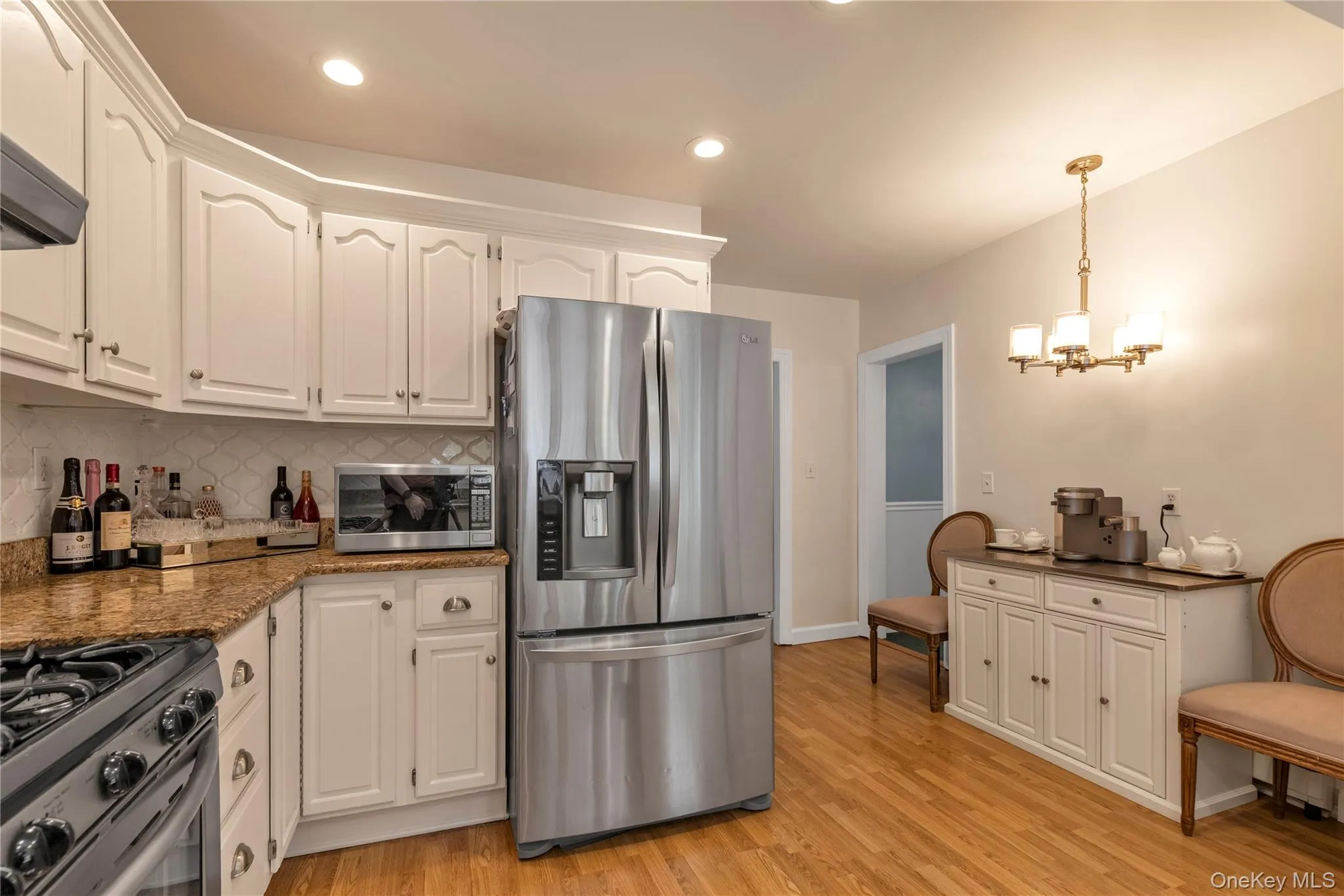 144 Buckingham Place, Hempstead, NY, 3 Bedrooms Bedrooms, 7 Rooms Rooms,2 BathroomsBathrooms,Residential,For Rent,Buckingham,0,1025070 144 Buckingham Place, Hempstead, NY, 3 Bedrooms Bedrooms, 7 Rooms Rooms,2 BathroomsBathrooms,Residential,For Rent,Buckingham,0,1025070