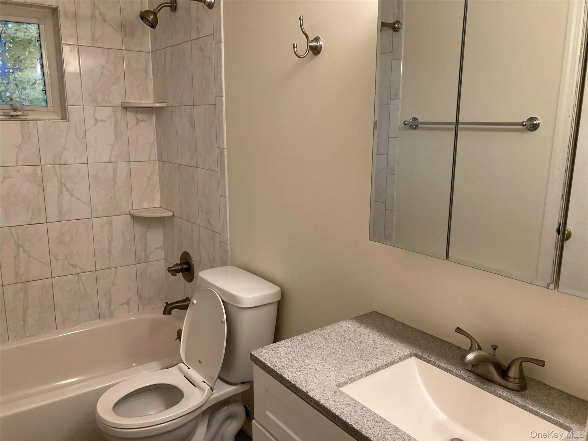 4 Chestnut Street, Brookhaven, NY, 3 Bedrooms Bedrooms, 6 Rooms Rooms,1 BathroomBathrooms,Residential Lease,For Rent,Chestnut,0,1025071 4 Chestnut Street, Brookhaven, NY, 3 Bedrooms Bedrooms, 6 Rooms Rooms,1 BathroomBathrooms,Residential Lease,For Rent,Chestnut,0,1025071