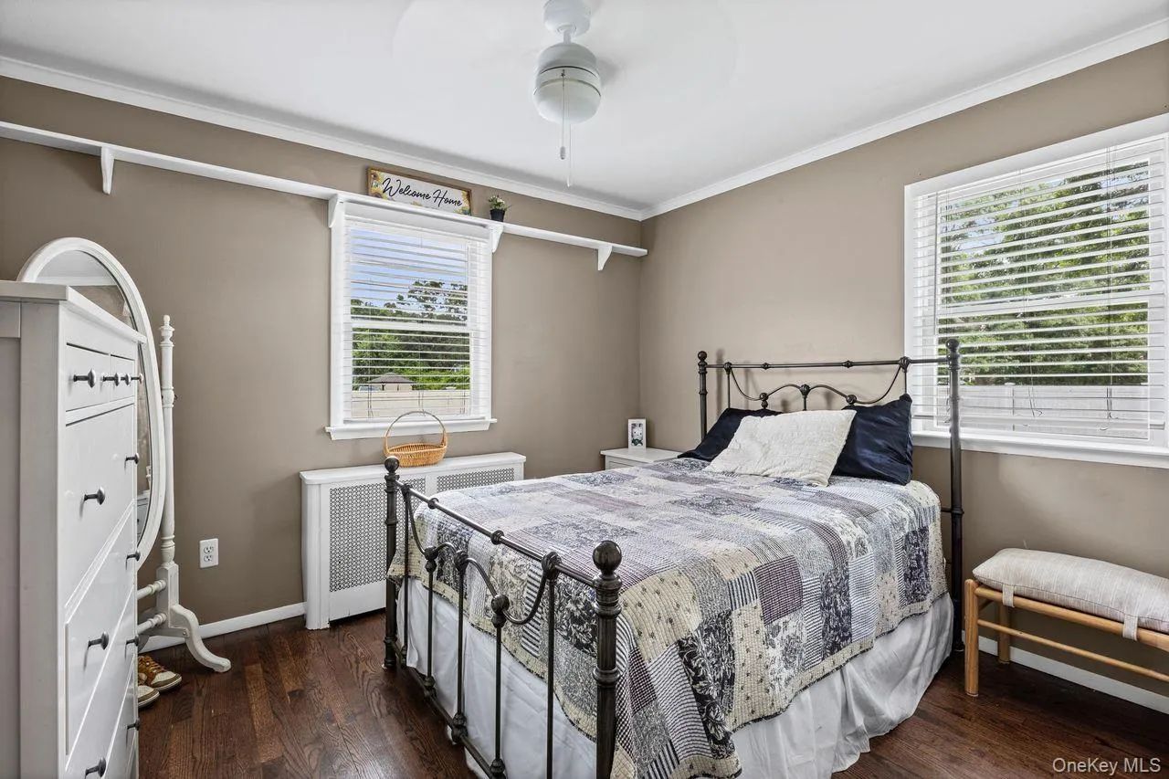 14 Tudor Road, Brookhaven, NY, 4 Bedrooms Bedrooms, 8 Rooms Rooms,2 BathroomsBathrooms,Residential,For Rent,Tudor,0,1025072 14 Tudor Road, Brookhaven, NY, 4 Bedrooms Bedrooms, 8 Rooms Rooms,2 BathroomsBathrooms,Residential,For Rent,Tudor,0,1025072