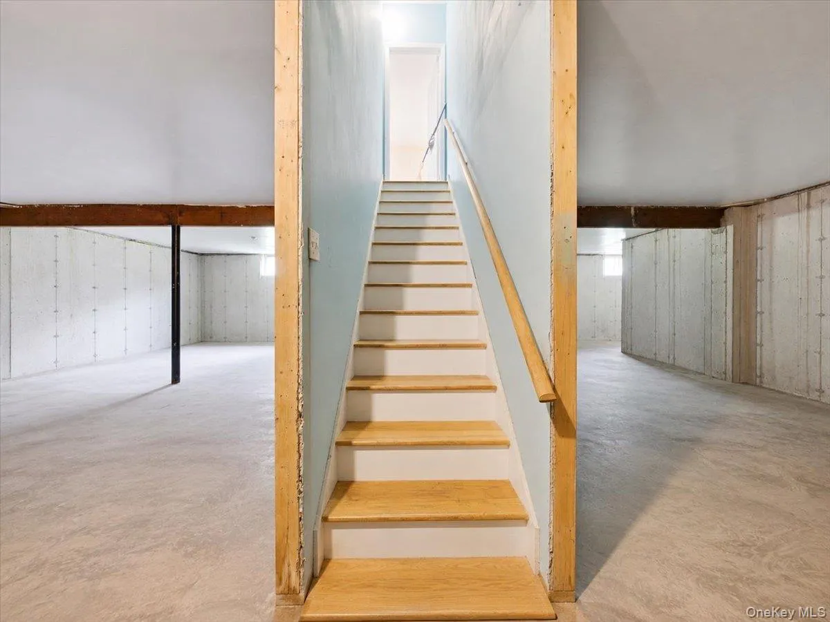 LOWER LEVEL STAIRS LOWER LEVEL STAIRS