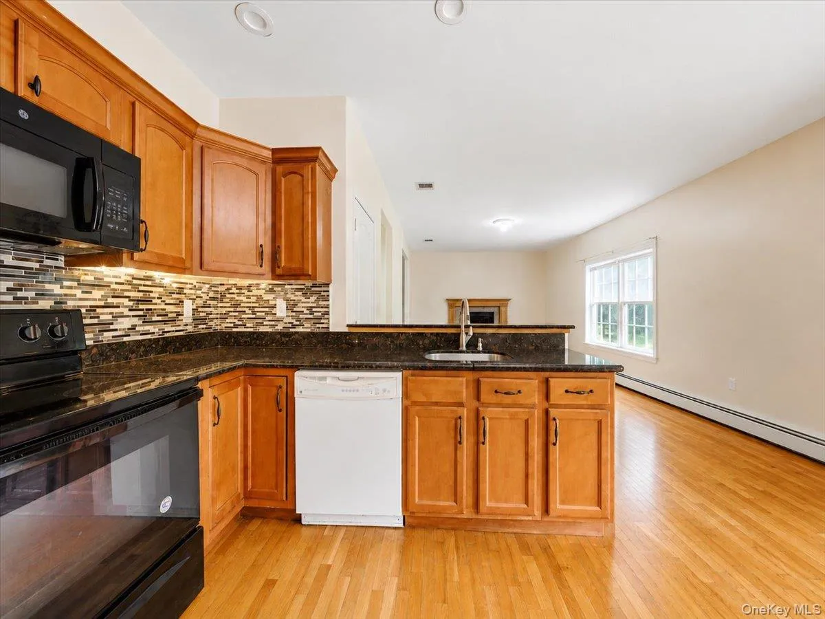 977 Mt Hope Road, Middletown, NY, 4 Bedrooms Bedrooms, 8 Rooms Rooms,2 BathroomsBathrooms,Residential,For Rent,Mt Hope,0,1025075 977 Mt Hope Road, Middletown, NY, 4 Bedrooms Bedrooms, 8 Rooms Rooms,2 BathroomsBathrooms,Residential,For Rent,Mt Hope,0,1025075