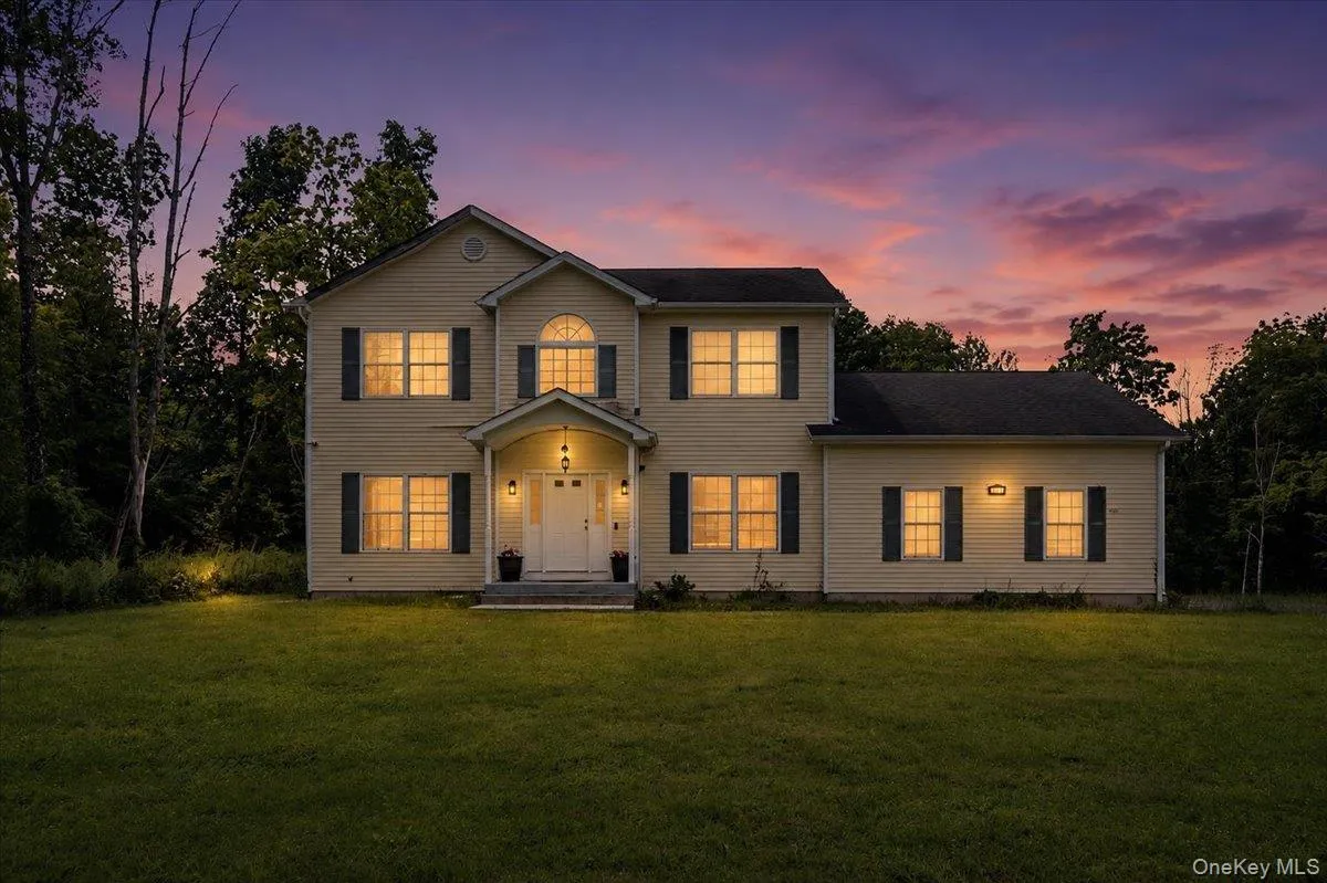 977 Mt Hope Road, Middletown, NY, 4 Bedrooms Bedrooms, 8 Rooms Rooms,2 BathroomsBathrooms,Residential,For Rent,Mt Hope,0,1025075 977 Mt Hope Road, Middletown, NY, 4 Bedrooms Bedrooms, 8 Rooms Rooms,2 BathroomsBathrooms,Residential,For Rent,Mt Hope,0,1025075