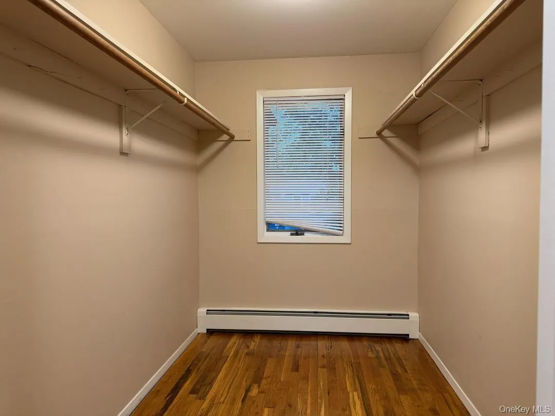 508 N. Broome Avenue, Babylon, NY, 1 Bedroom Bedrooms, 4 Rooms Rooms,1 BathroomBathrooms,Residential Lease,For Rent,Broome,0,1025078 508 N. Broome Avenue, Babylon, NY, 1 Bedroom Bedrooms, 4 Rooms Rooms,1 BathroomBathrooms,Residential Lease,For Rent,Broome,0,1025078