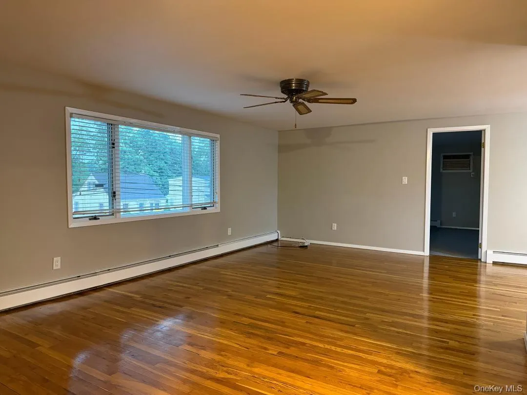 508 N. Broome Avenue, Babylon, NY, 1 Bedroom Bedrooms, 4 Rooms Rooms,1 BathroomBathrooms,Residential Lease,For Rent,Broome,0,1025078 508 N. Broome Avenue, Babylon, NY, 1 Bedroom Bedrooms, 4 Rooms Rooms,1 BathroomBathrooms,Residential Lease,For Rent,Broome,0,1025078
