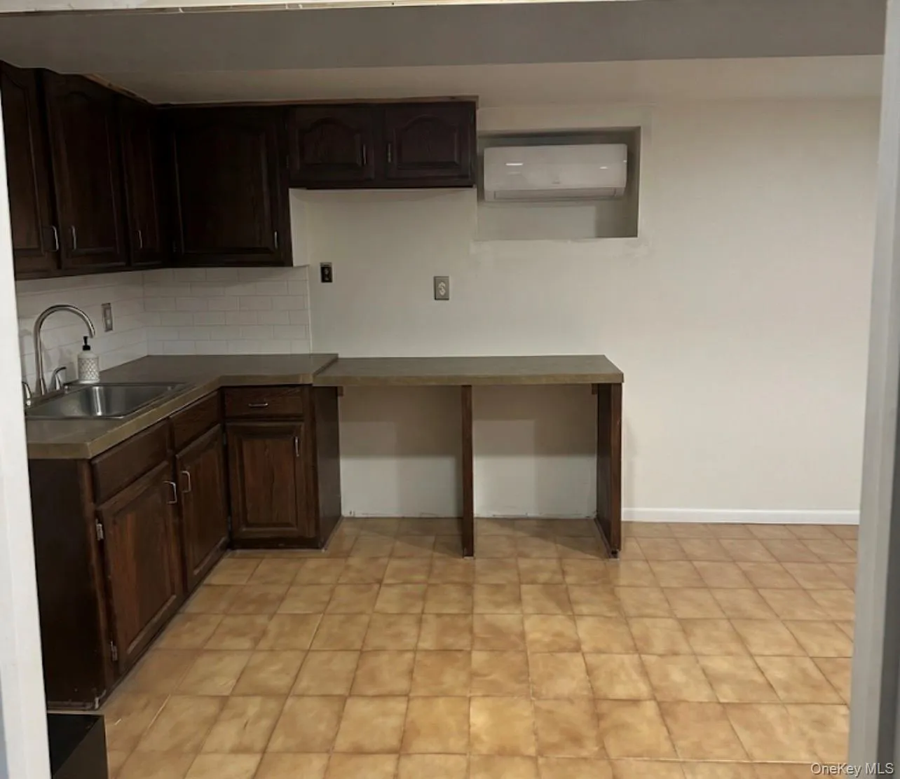 3058 Barkley Avenue, New York, NY, 2 Bedrooms Bedrooms, 5 Rooms Rooms,2 BathroomsBathrooms,Residential,For Rent,Barkley,0,1025088 3058 Barkley Avenue, New York, NY, 2 Bedrooms Bedrooms, 5 Rooms Rooms,2 BathroomsBathrooms,Residential,For Rent,Barkley,0,1025088