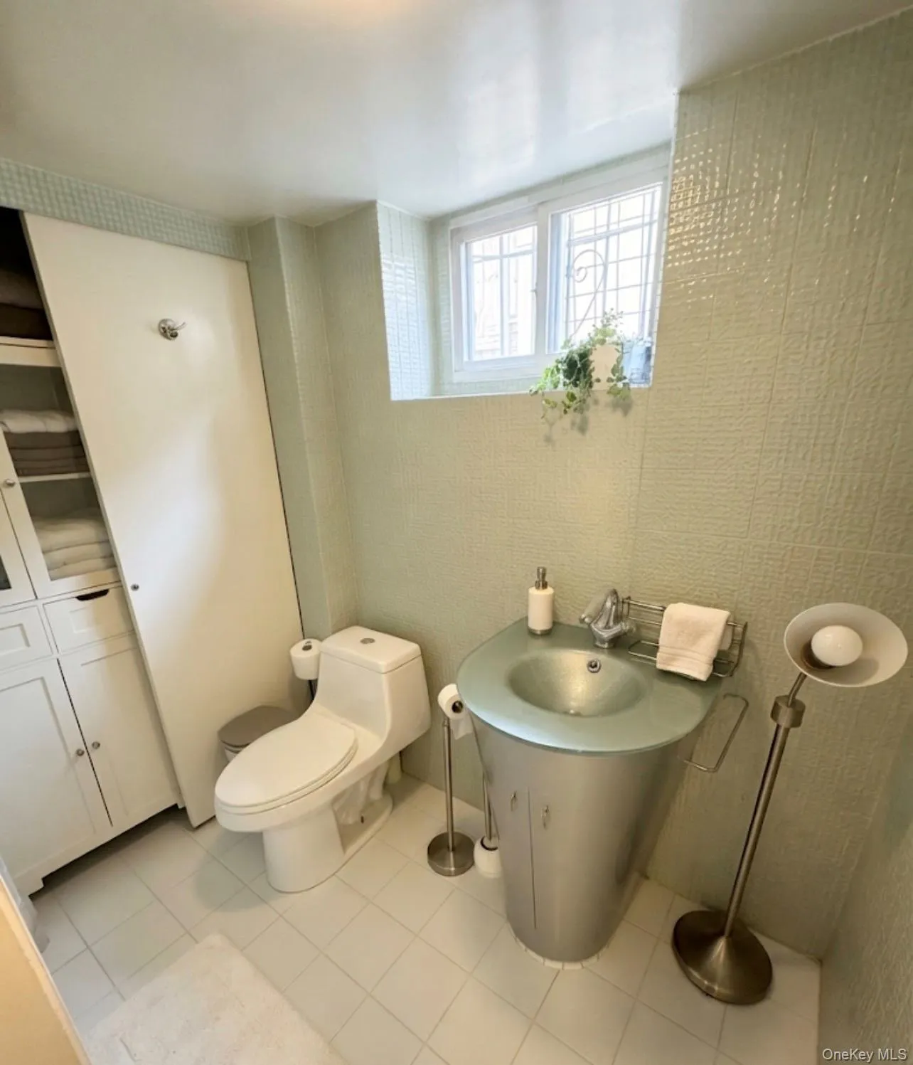 3058 Barkley Avenue, New York, NY, 2 Bedrooms Bedrooms, 5 Rooms Rooms,2 BathroomsBathrooms,Residential,For Rent,Barkley,0,1025088 3058 Barkley Avenue, New York, NY, 2 Bedrooms Bedrooms, 5 Rooms Rooms,2 BathroomsBathrooms,Residential,For Rent,Barkley,0,1025088