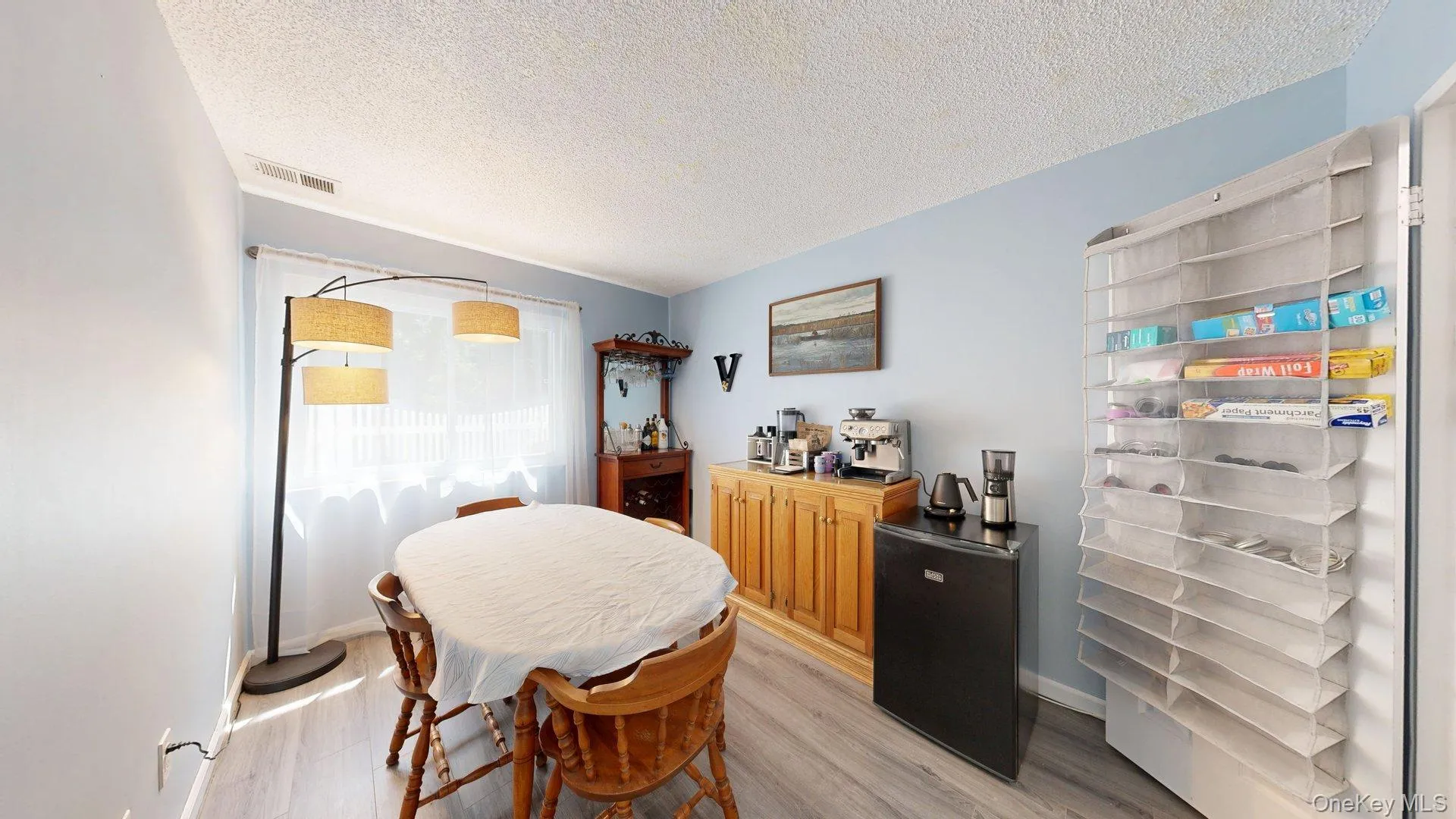 10 Amesworth Court, Brookhaven, NY, 3 Bedrooms Bedrooms, 6 Rooms Rooms,1 BathroomBathrooms,Residential,For Rent,Amesworth,0,1025089 10 Amesworth Court, Brookhaven, NY, 3 Bedrooms Bedrooms, 6 Rooms Rooms,1 BathroomBathrooms,Residential,For Rent,Amesworth,0,1025089