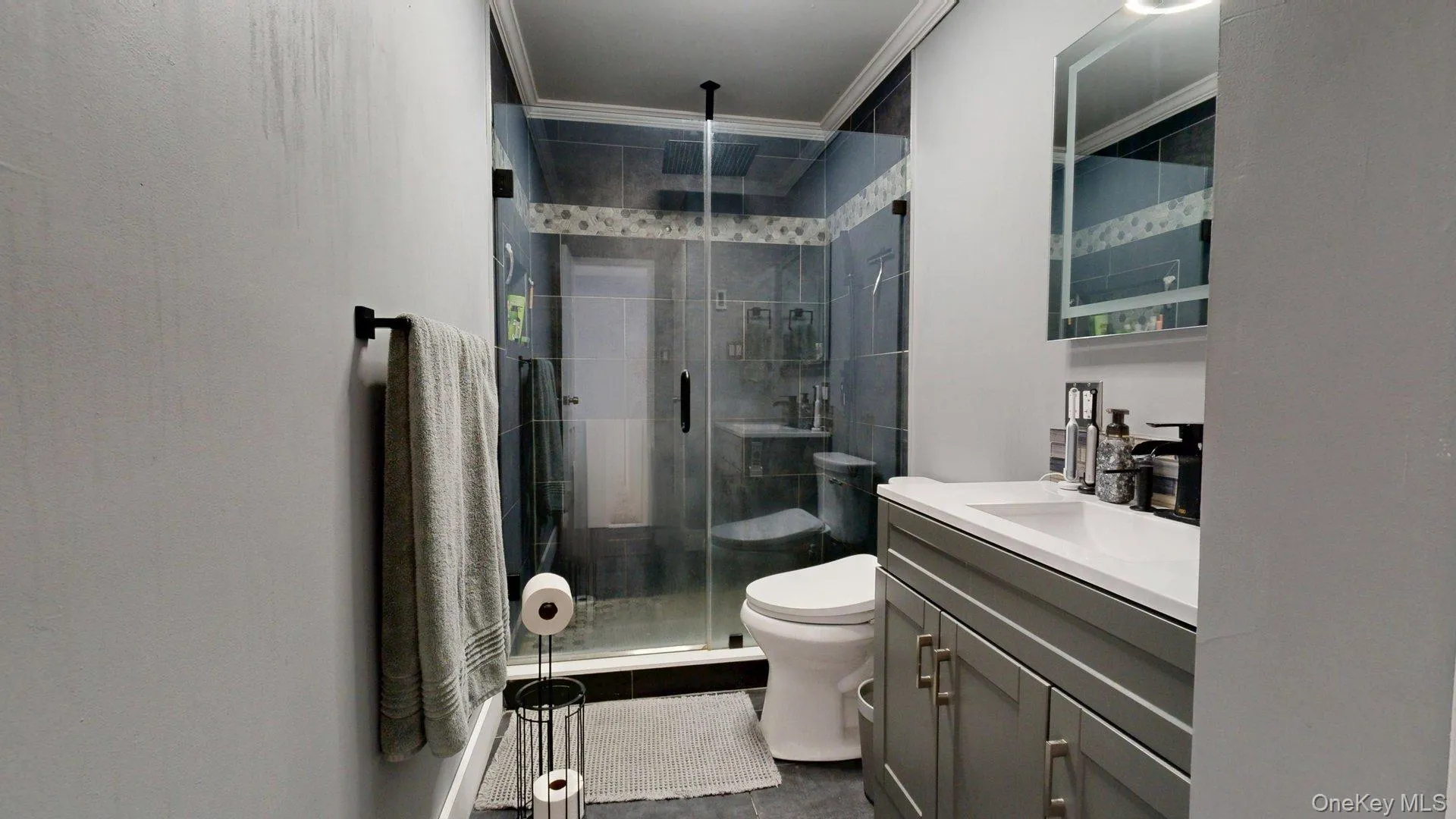 10 Amesworth Court, Brookhaven, NY, 3 Bedrooms Bedrooms, 6 Rooms Rooms,1 BathroomBathrooms,Residential,For Rent,Amesworth,0,1025089 10 Amesworth Court, Brookhaven, NY, 3 Bedrooms Bedrooms, 6 Rooms Rooms,1 BathroomBathrooms,Residential,For Rent,Amesworth,0,1025089