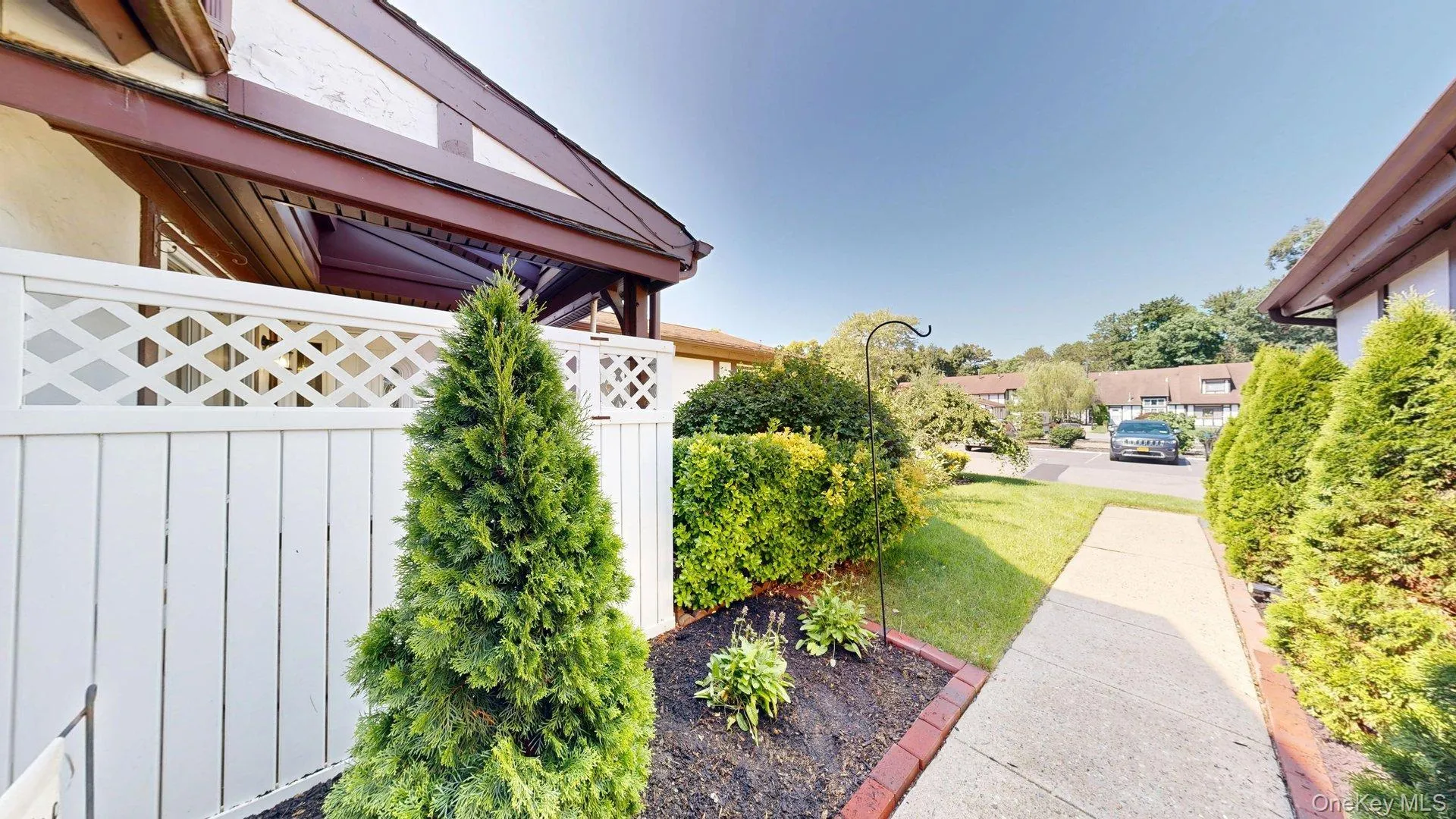 10 Amesworth Court, Brookhaven, NY, 3 Bedrooms Bedrooms, 6 Rooms Rooms,1 BathroomBathrooms,Residential,For Rent,Amesworth,0,1025089 10 Amesworth Court, Brookhaven, NY, 3 Bedrooms Bedrooms, 6 Rooms Rooms,1 BathroomBathrooms,Residential,For Rent,Amesworth,0,1025089