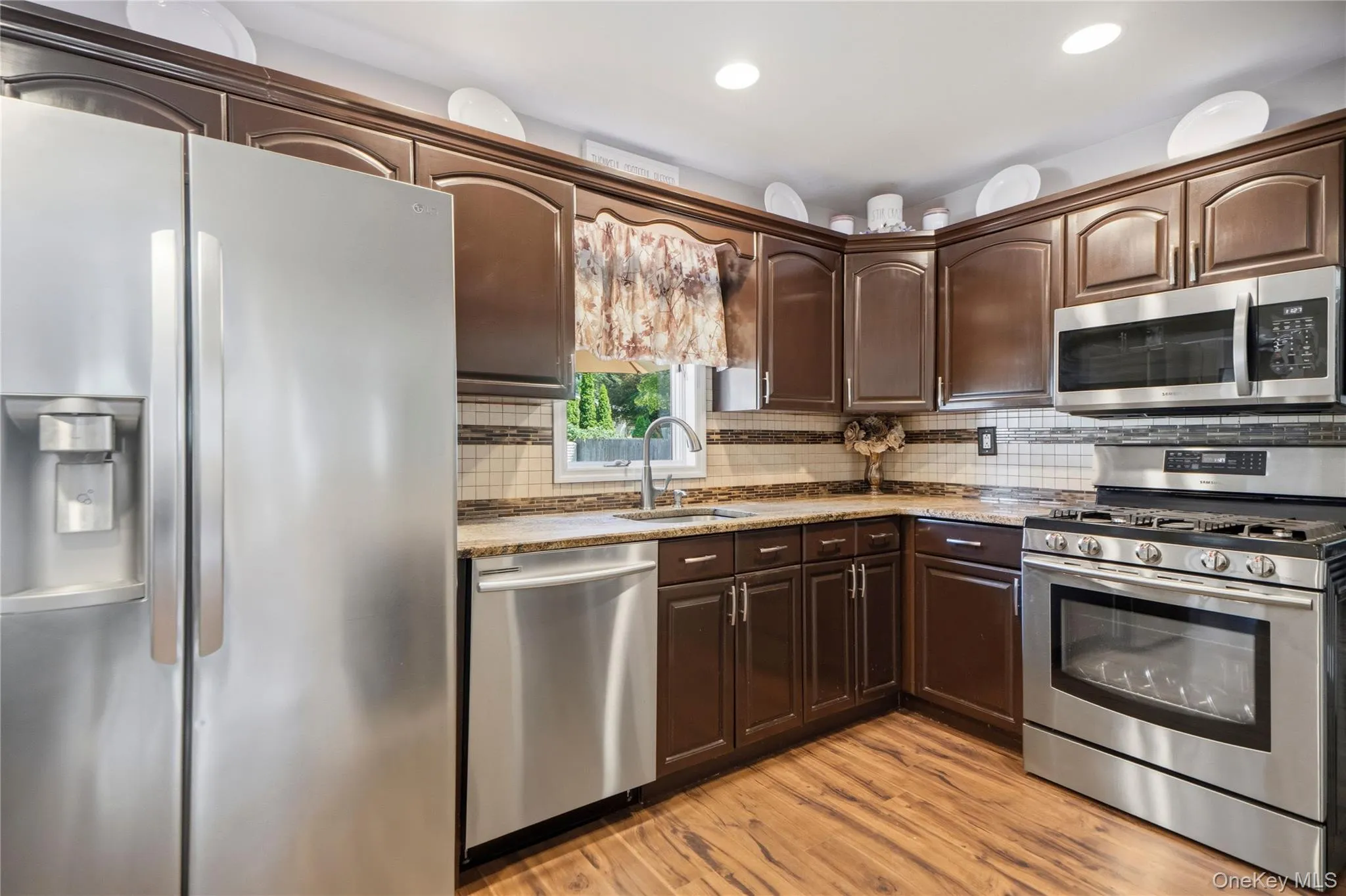 115 Patchogue Drive, Brookhaven, NY, 3 Bedrooms Bedrooms, 8 Rooms Rooms,2 BathroomsBathrooms,Residential,For Rent,Patchogue,0,1025098 115 Patchogue Drive, Brookhaven, NY, 3 Bedrooms Bedrooms, 8 Rooms Rooms,2 BathroomsBathrooms,Residential,For Rent,Patchogue,0,1025098