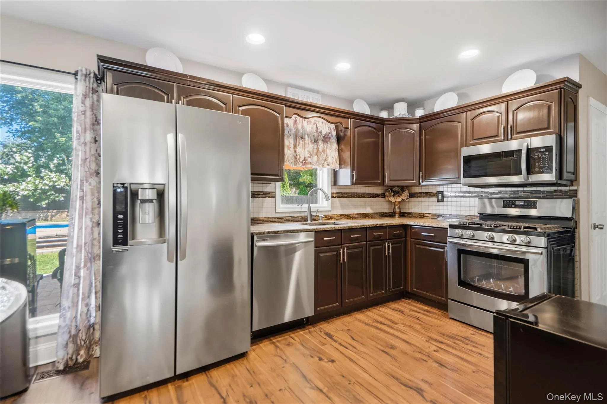 115 Patchogue Drive, Brookhaven, NY, 3 Bedrooms Bedrooms, 8 Rooms Rooms,2 BathroomsBathrooms,Residential,For Rent,Patchogue,0,1025098 115 Patchogue Drive, Brookhaven, NY, 3 Bedrooms Bedrooms, 8 Rooms Rooms,2 BathroomsBathrooms,Residential,For Rent,Patchogue,0,1025098